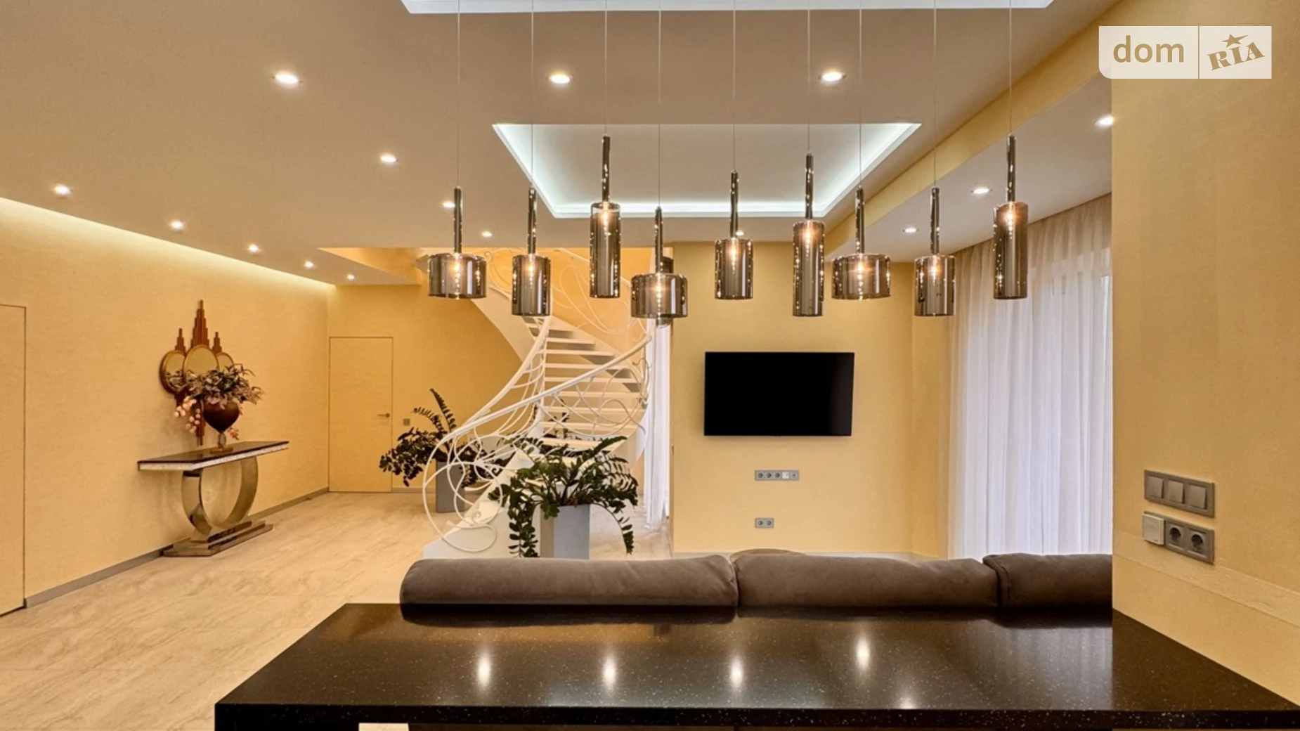 Продается 5-комнатная квартира 182.5 кв. м в Киеве, ул. Дмитриевская, 45 - фото 2