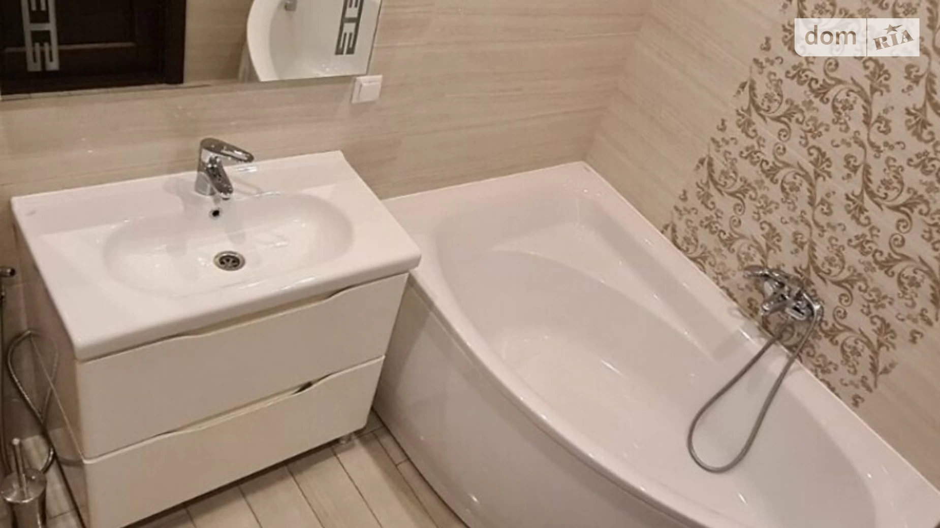 Продается 1-комнатная квартира 58 кв. м в Виннице, цена: 81999 $ - фото 2