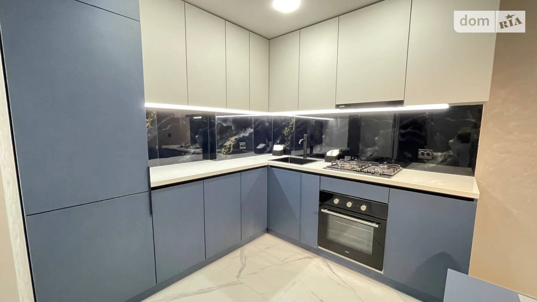 1-комнатная квартира 54.2 кв. м в Тернополе, ул. Киевская - фото 5