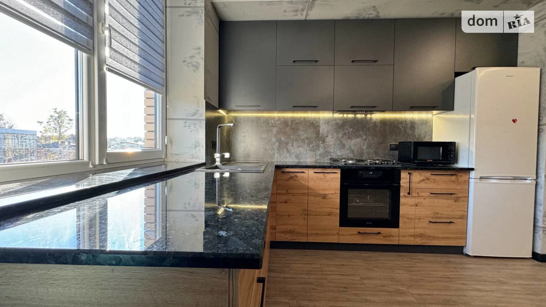 Продається 1-кімнатна квартира 52 кв. м у Рівному, цена: 72000 $ - фото 2