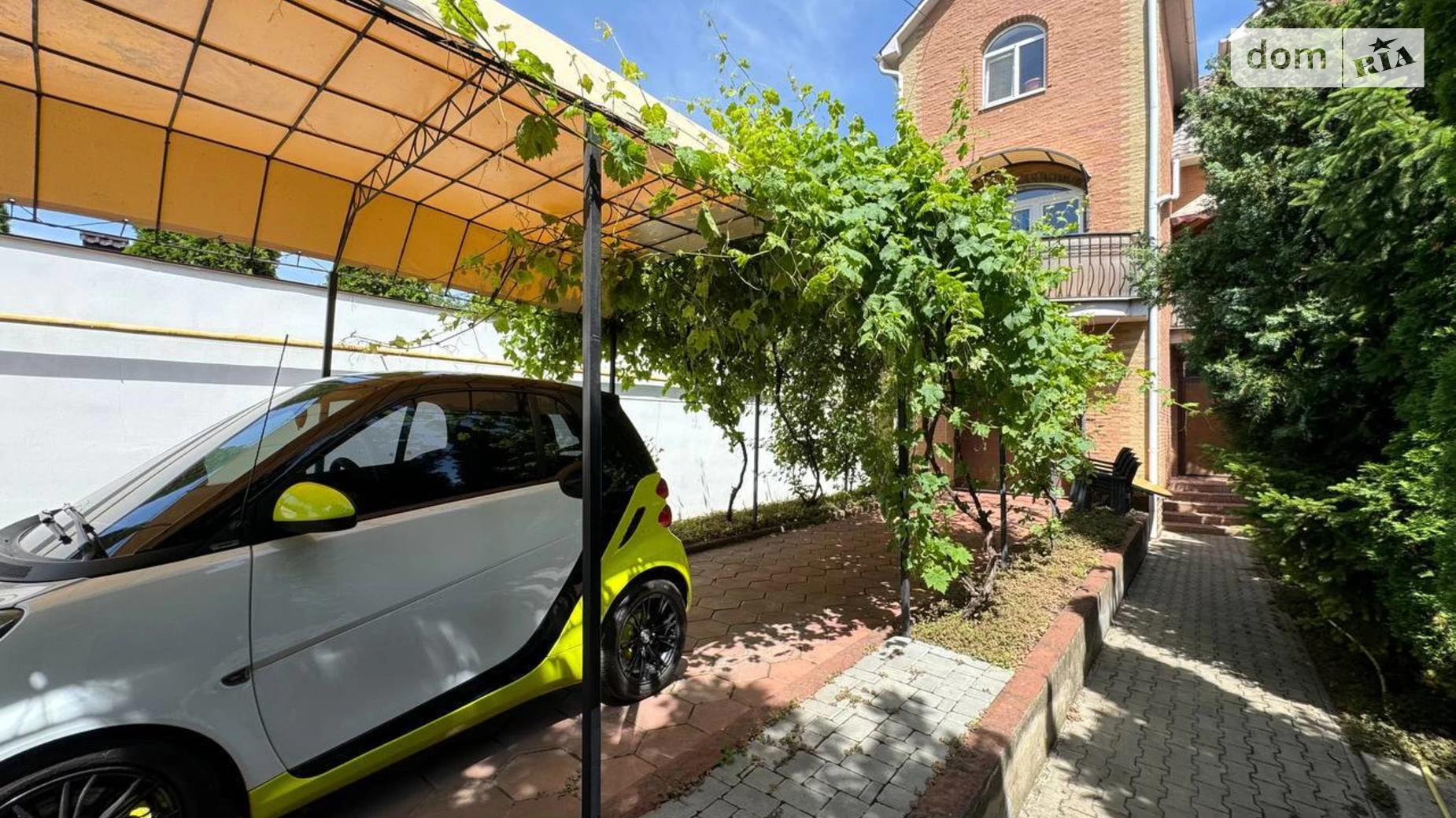 Продается дом на 3 этажа 439.4 кв. м с балконом, цена: 280000 $ - фото 4