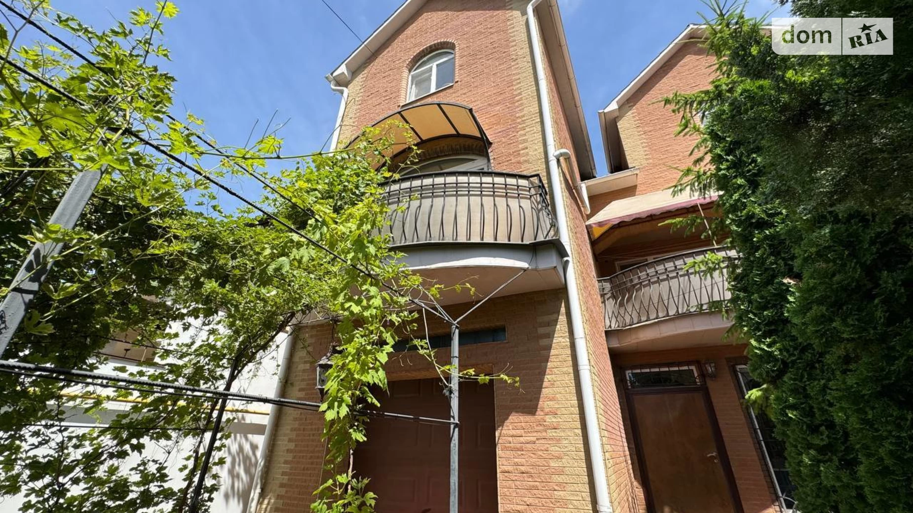 Продается дом на 3 этажа 439.4 кв. м с балконом, цена: 280000 $ - фото 2