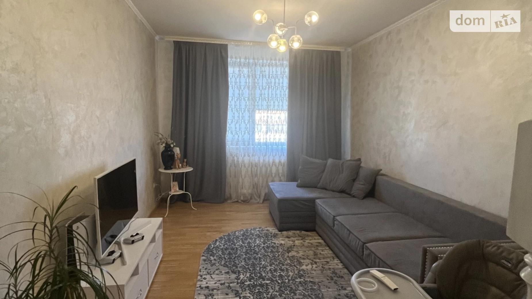 Продается 3-комнатная квартира 99.6 кв. м в Ужгороде, ул. Климпуша - фото 3