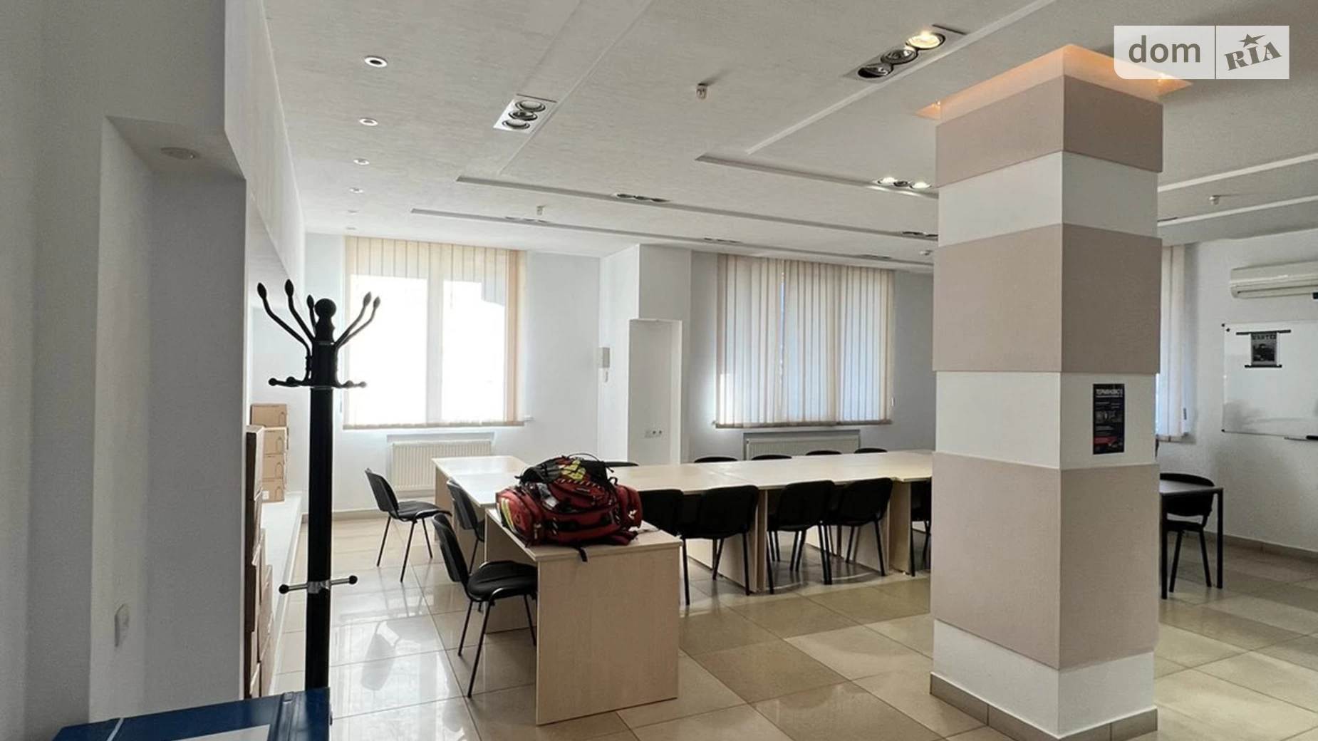 Сдается в аренду офис 256 кв. м в бизнес-центре, цена: 38500 грн - фото 3