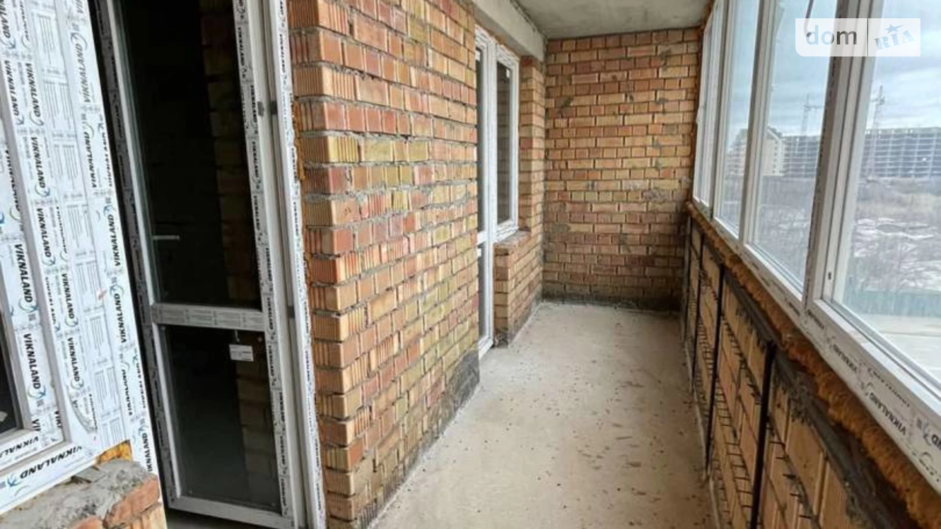 Продается 2-комнатная квартира 80 кв. м в Одессе, ул. Академика Сахарова, 16 - фото 2