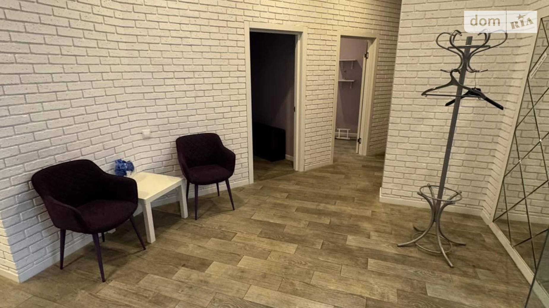 Сдается в аренду офис 190 кв. м в бизнес-центре, цена: 75000 грн - фото 4