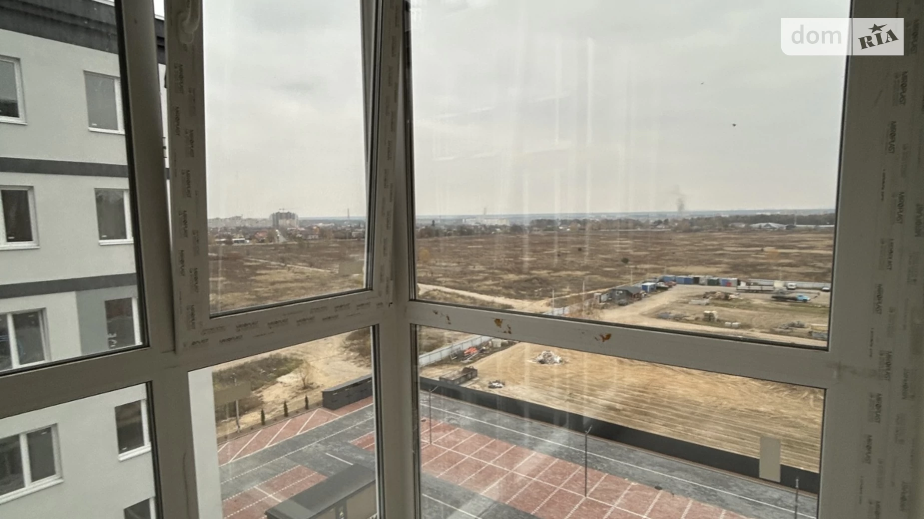 Продається 2-кімнатна квартира 58 кв. м у Бучі, вул. Бориса Гмирі, 7А - фото 2