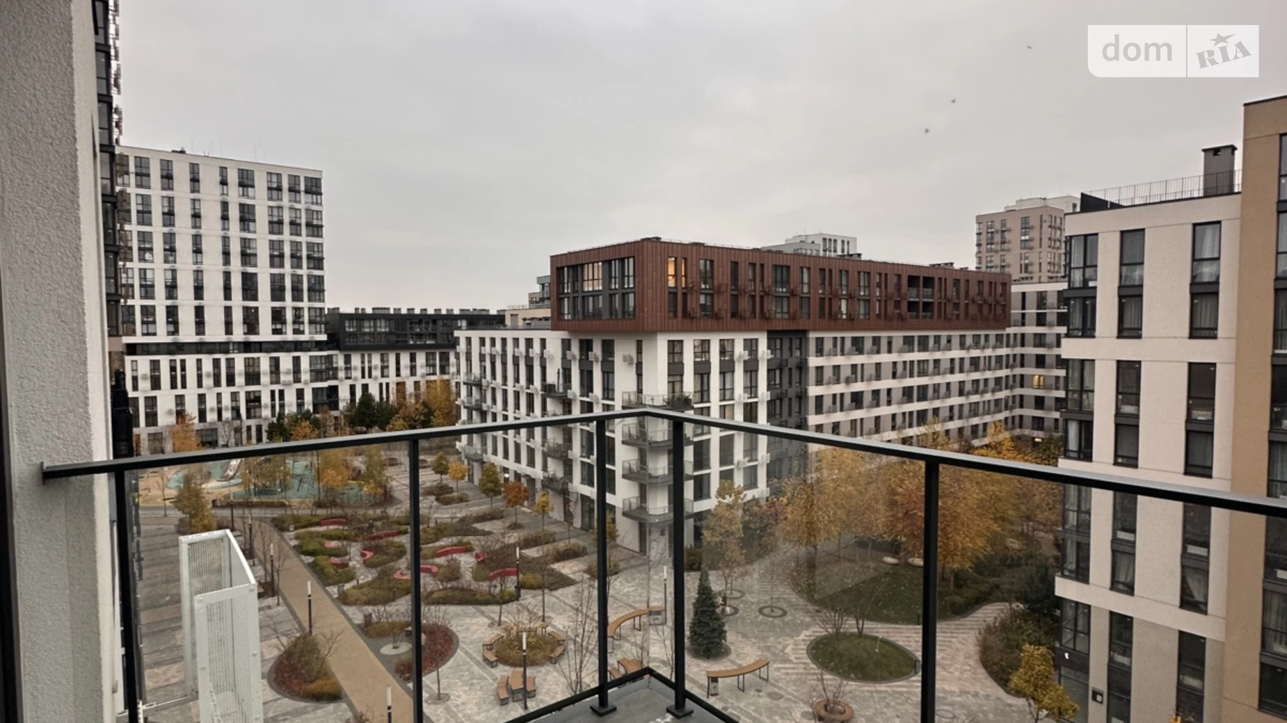 Продается 3-комнатная квартира 112 кв. м в Киеве, ул. Салютная - фото 3