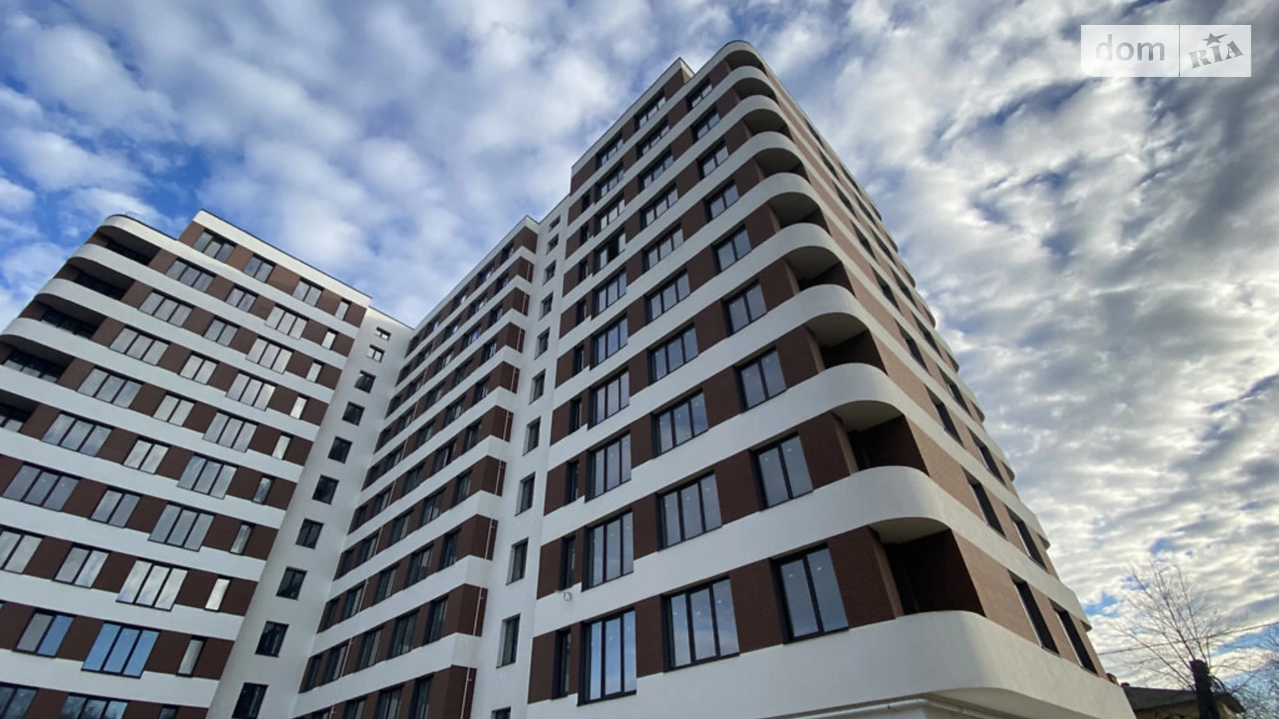 Продается 3-комнатная квартира 89 кв. м в Ивано-Франковске, ул. Независимости (Горького), 2А - фото 3
