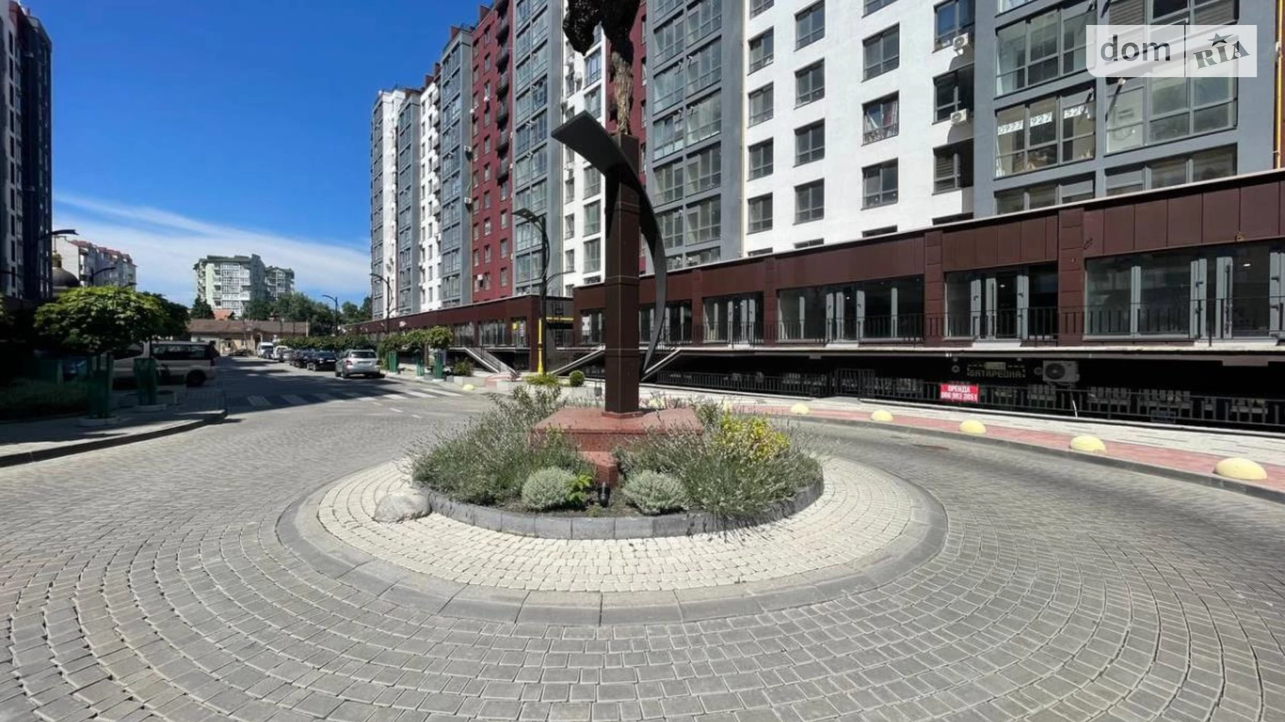 Продается 1-комнатная квартира 40.1 кв. м в Ивано-Франковске, ул. Княгинин, 44 корпус 38 - фото 2