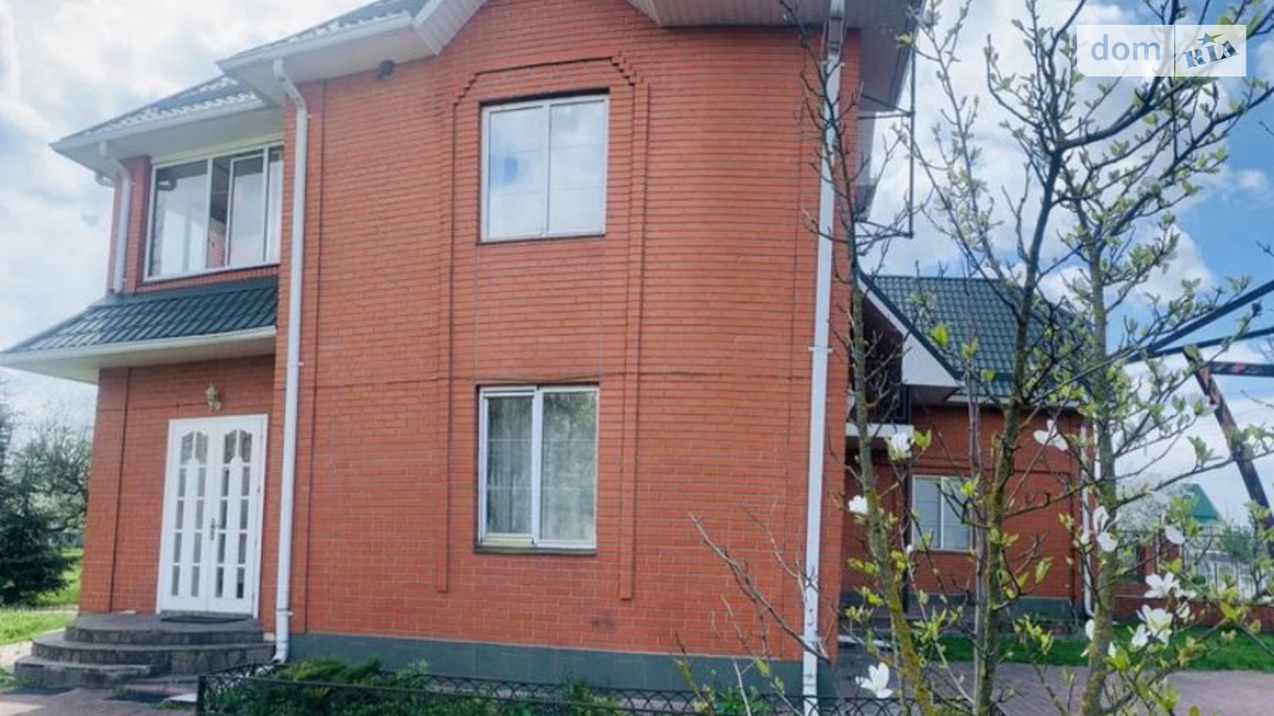 Продається будинок 3 поверховий 250 кв. м з гаражем, цена: 150000 € - фото 2