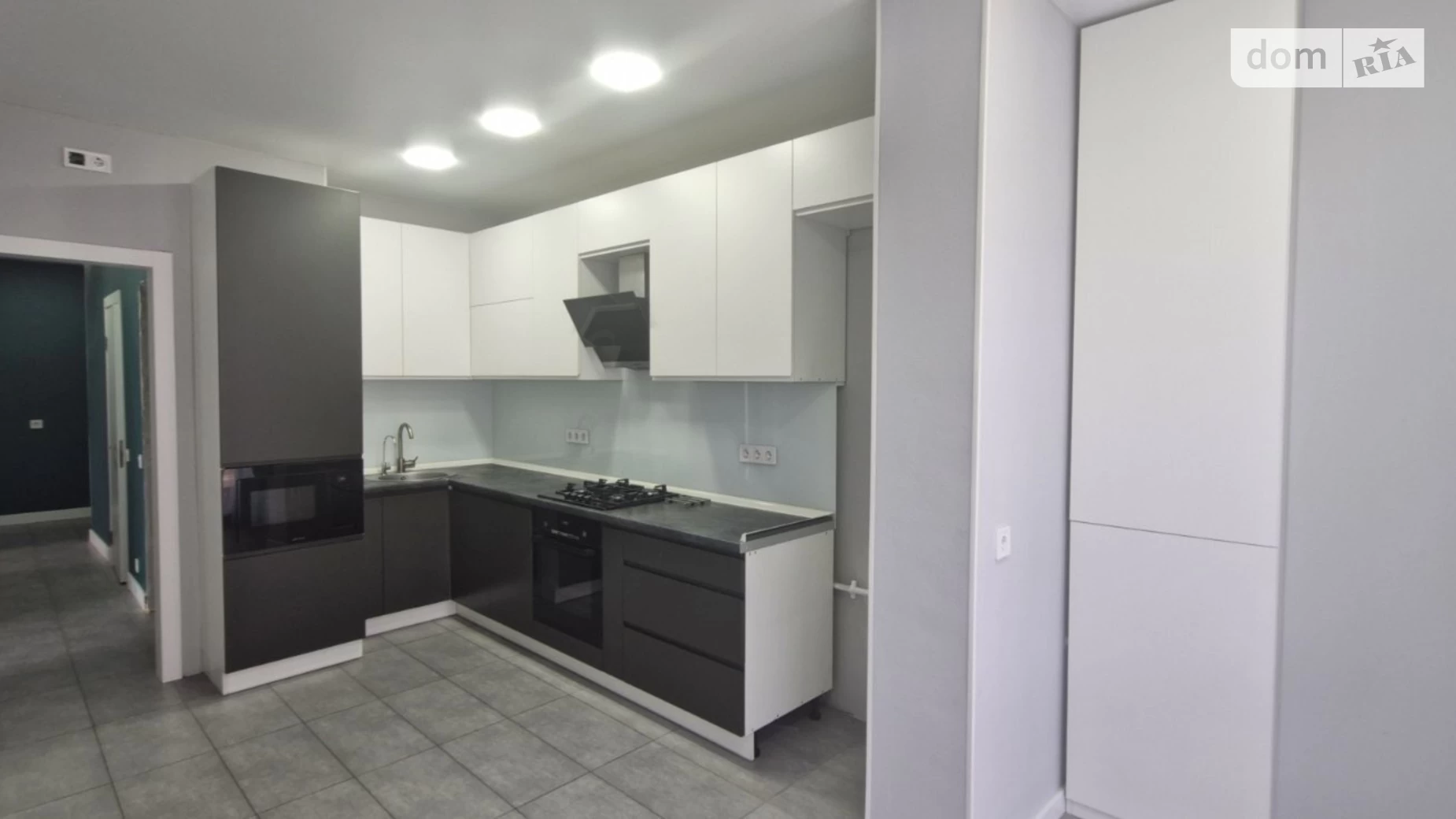 Продается 2-комнатная квартира 61.1 кв. м в Ирпене - фото 4