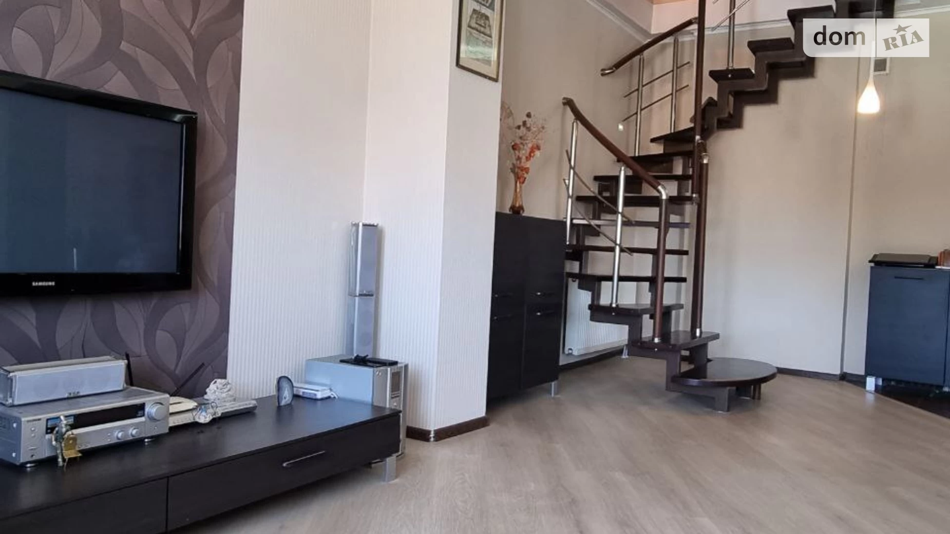 Продается 2-комнатная квартира 104.6 кв. м в Черновцах, ул. Богуна Ивана, 5А - фото 5