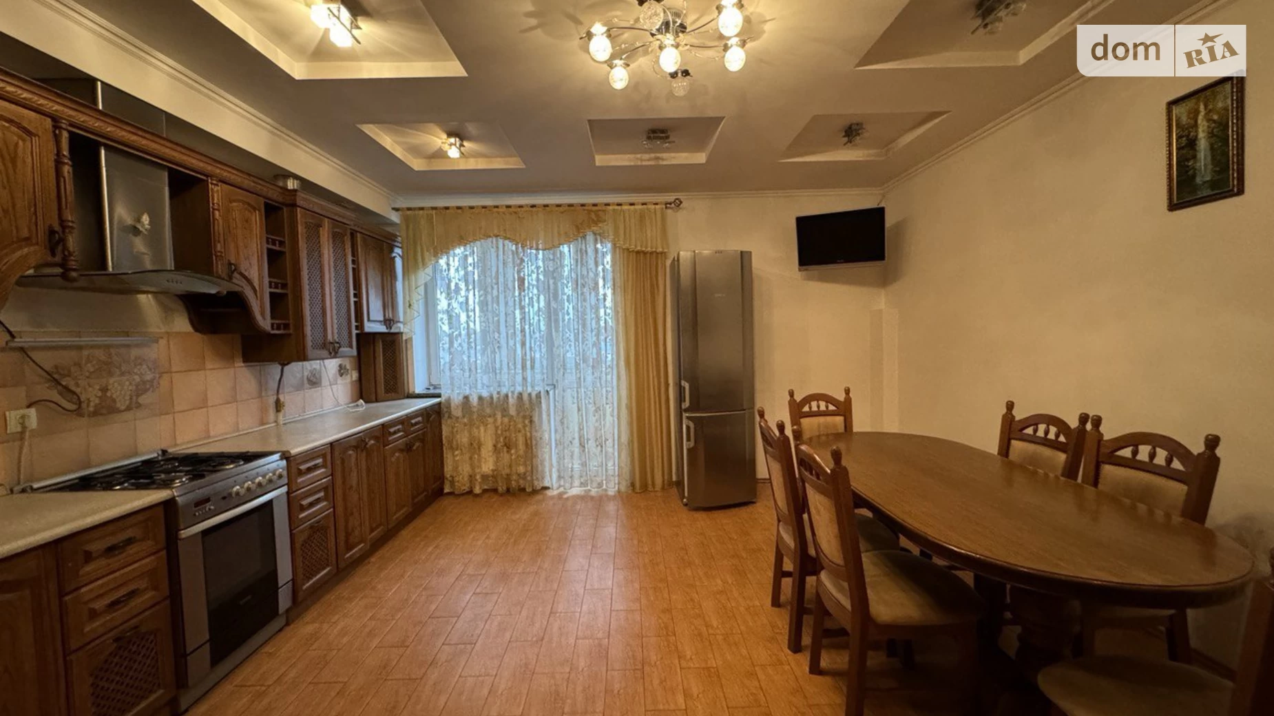 Продается 3-комнатная квартира 167.7 кв. м в Ровно, ул. Видинская, 39Б - фото 3