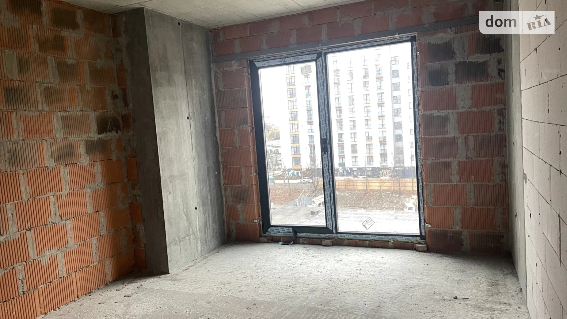 Продается 2-комнатная квартира 76.64 кв. м в Ивано-Франковске, ул. Гетьмана Ивана Мазепы, 148 - фото 2
