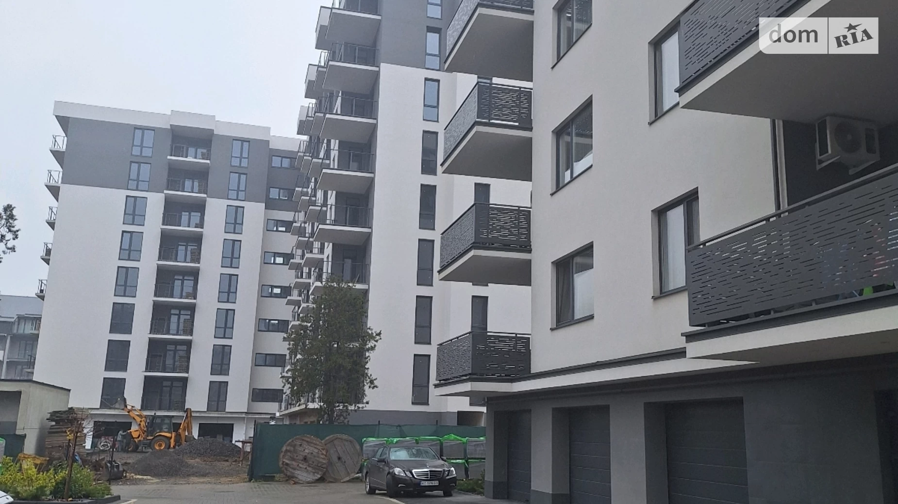 Продается 4-комнатная квартира 152 кв. м в Ужгороде, ул. Собранецкая, 150А - фото 2