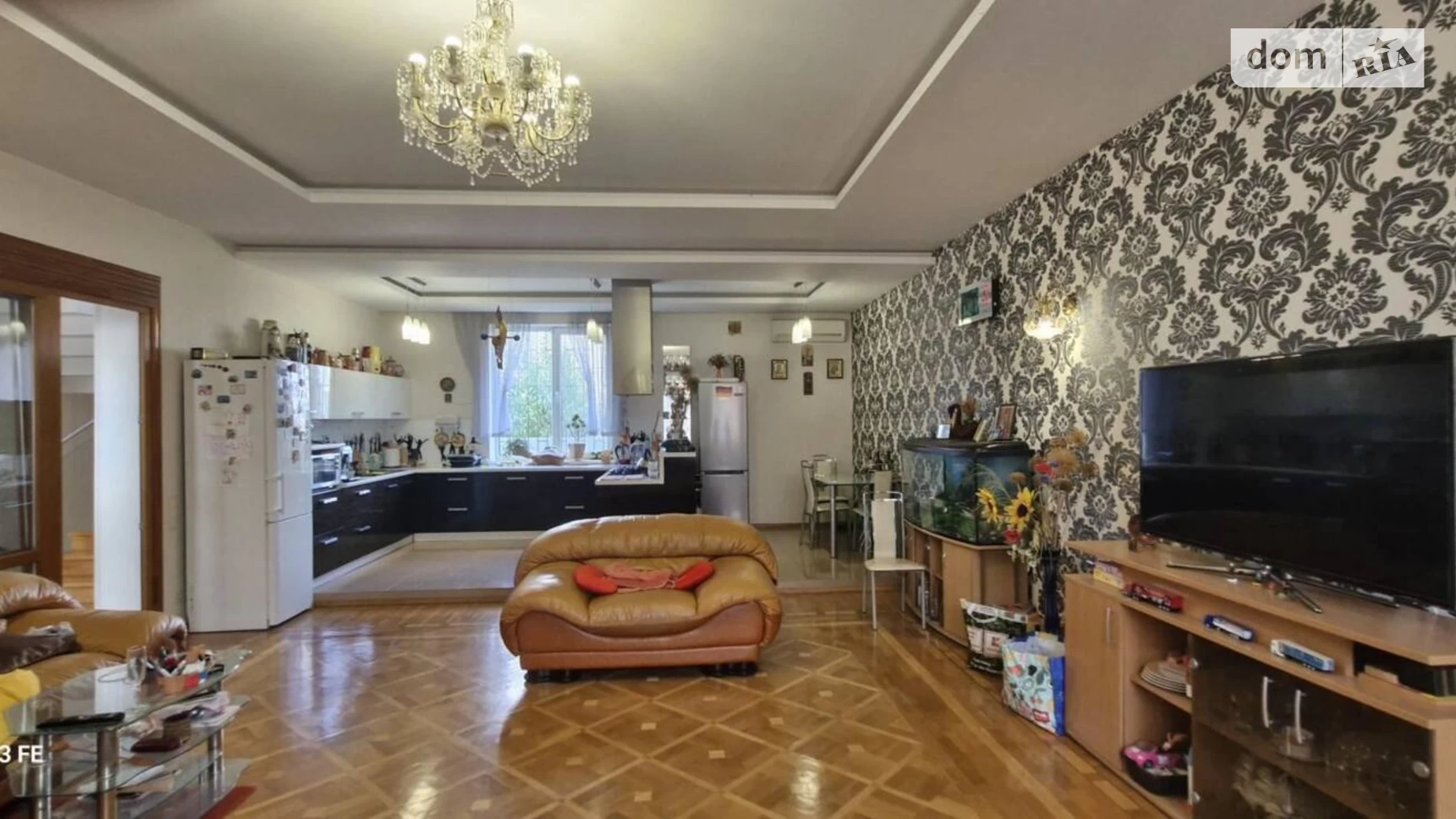 Продается дом на 2 этажа 339 кв. м с мансардой, цена: 350000 $ - фото 4
