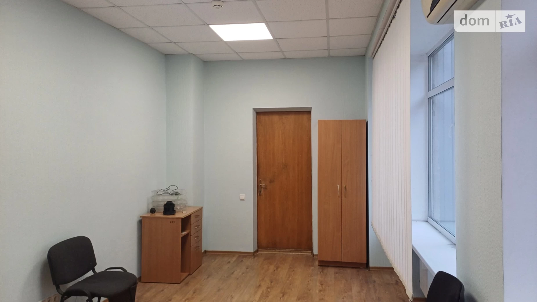 Сдается в аренду офис 20.8 кв. м в бизнес-центре, цена: 7224 грн - фото 2