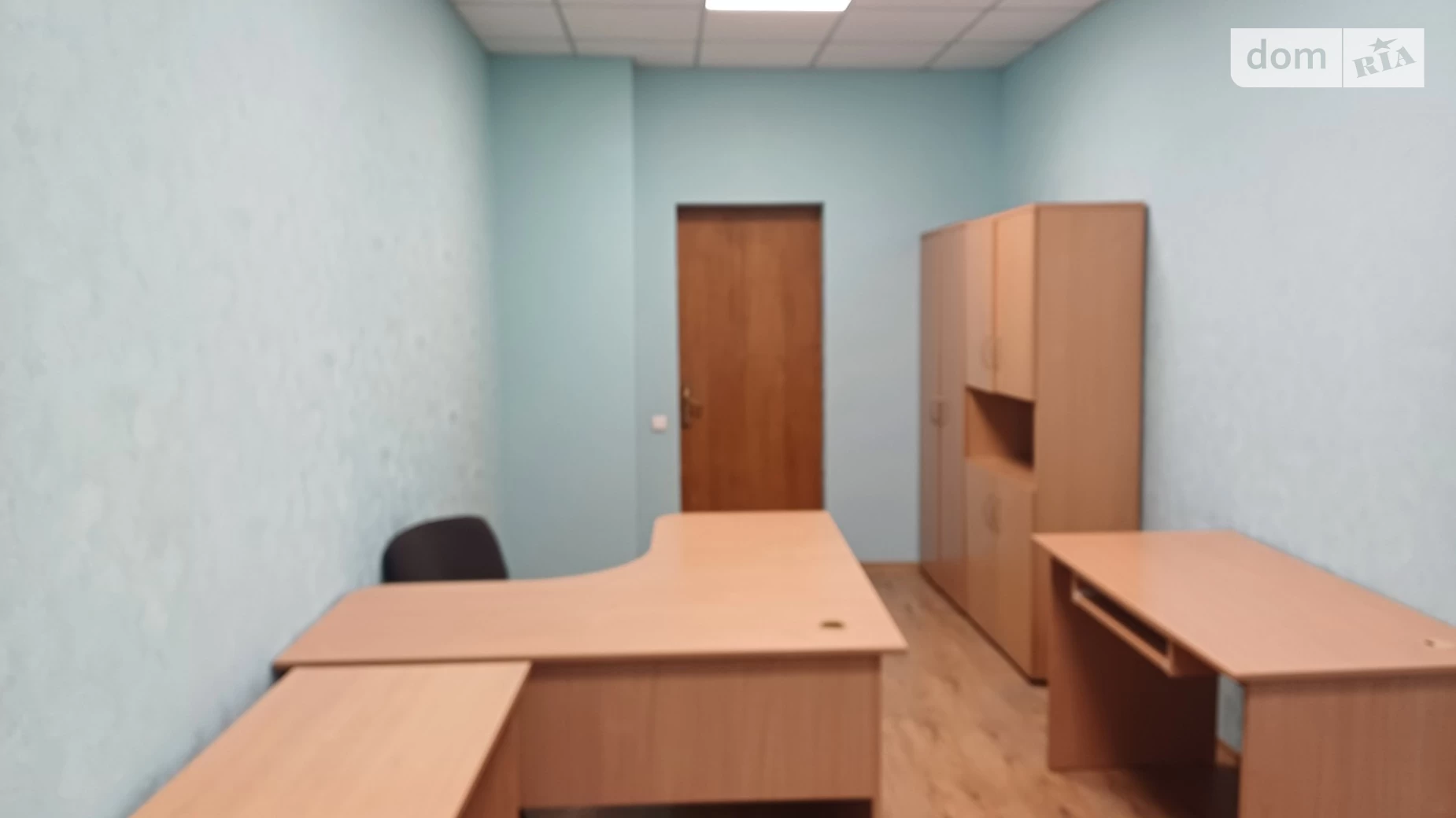 Сдается в аренду офис 17.3 кв. м в бизнес-центре, цена: 6034 грн - фото 2