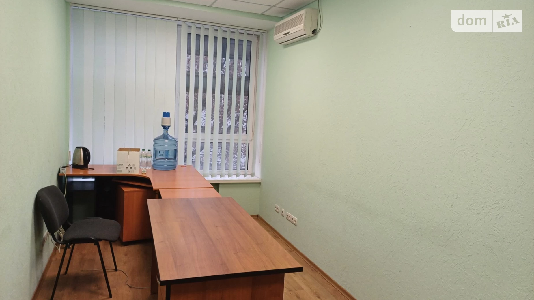 Сдается в аренду офис 17.6 кв. м в бизнес-центре, цена: 6124 грн - фото 3