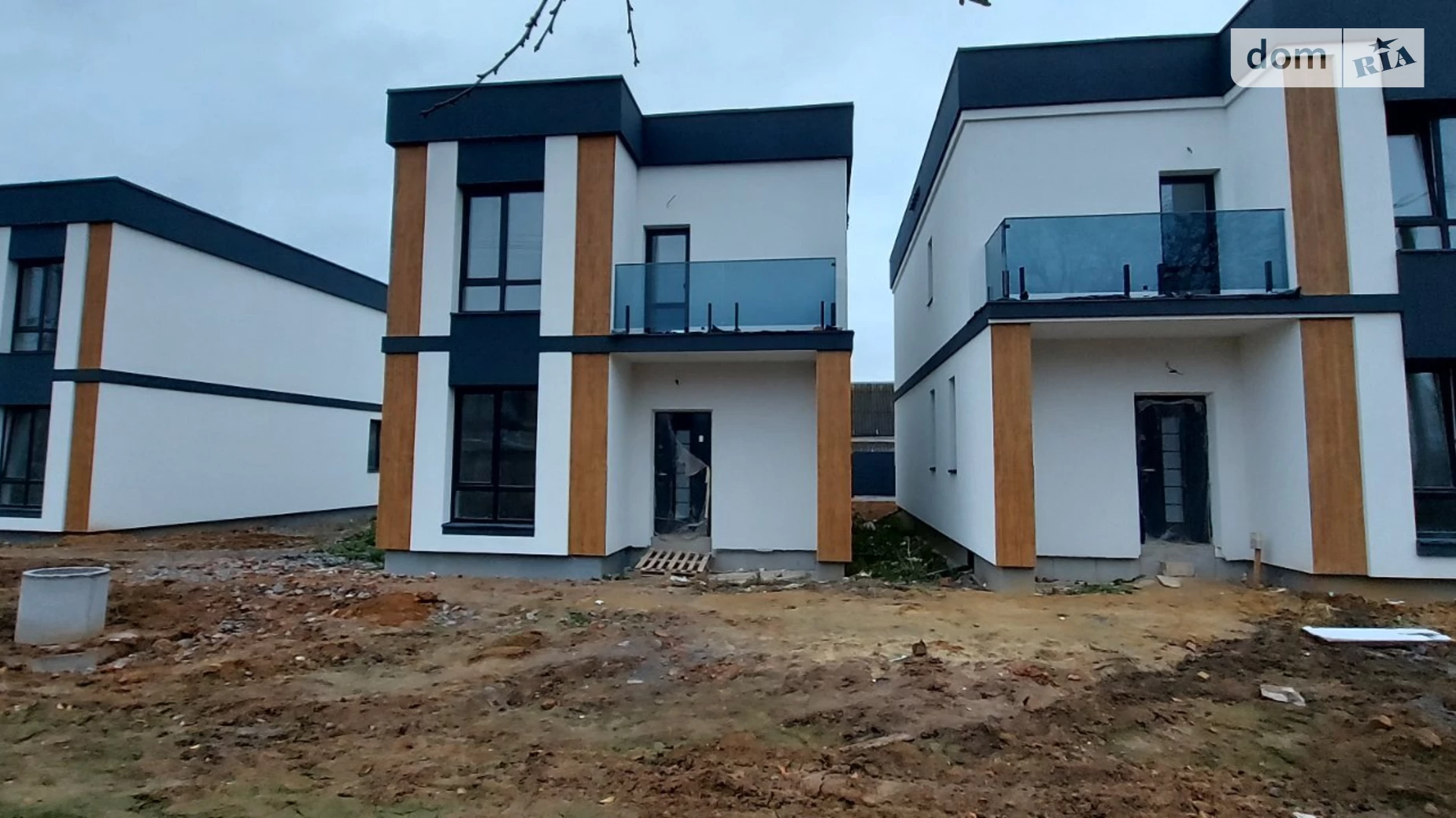 Продается дом на 2 этажа 110 кв. м с гаражом, цена: 140000 $ - фото 2