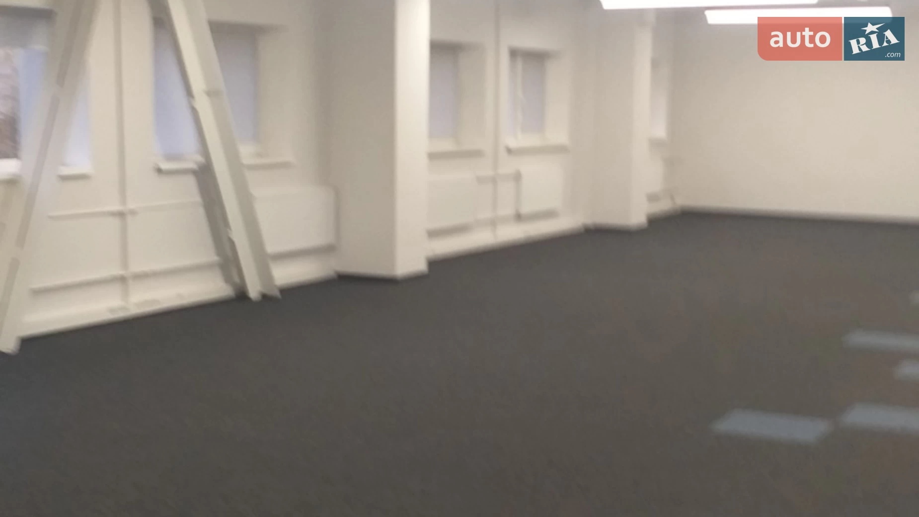 Сдается в аренду офис 357 кв. м в бизнес-центре, цена: 5712 $ - фото 4