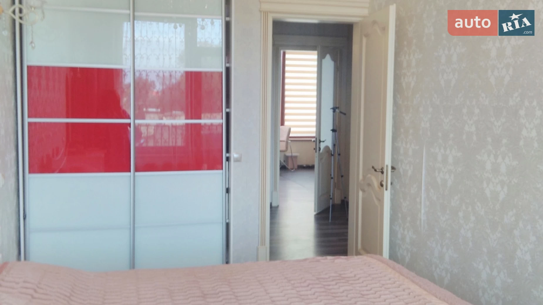 Продается 2-комнатная квартира 87.9 кв. м в Черноморске, ул. Радостная - фото 4