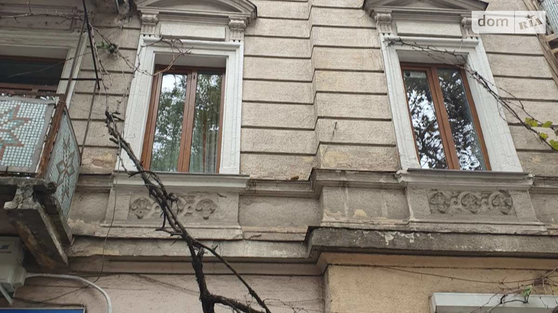 Продается 3-комнатная квартира 92.6 кв. м в Одессе, ул. Богдана Хмельницкого - фото 2