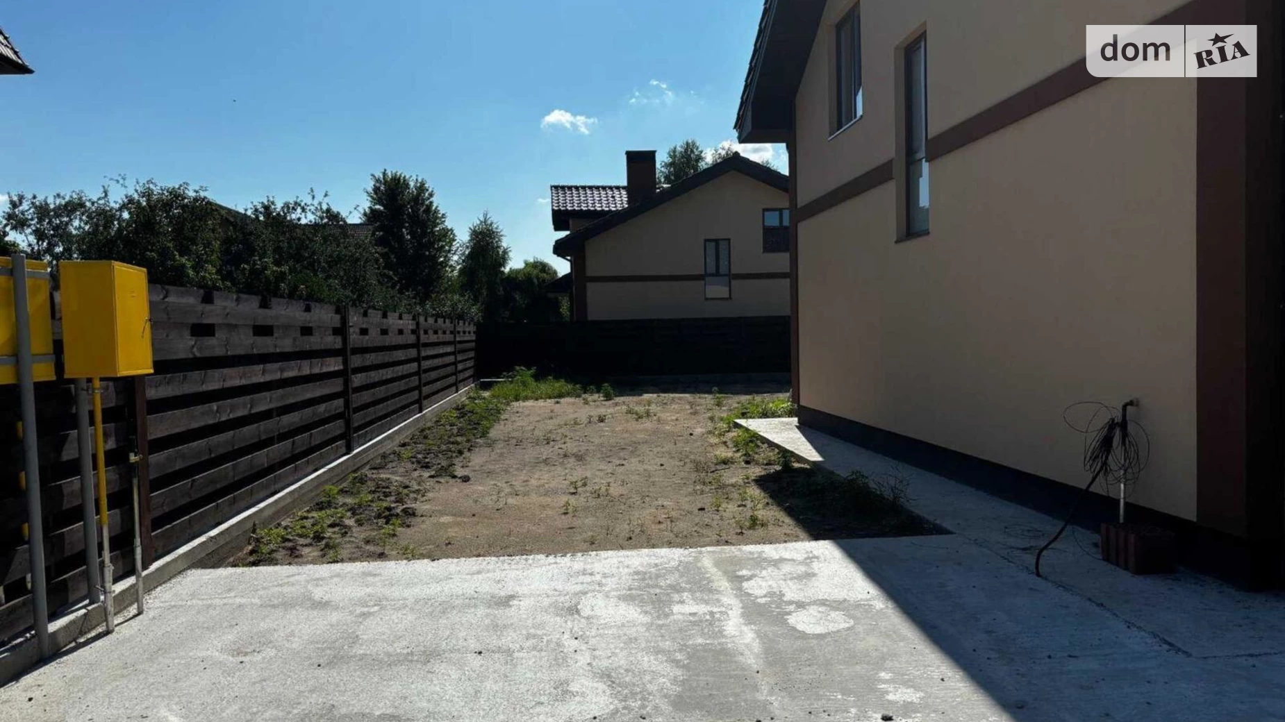 Продается дом на 2 этажа 155 кв. м с бассейном, цена: 185000 $ - фото 4