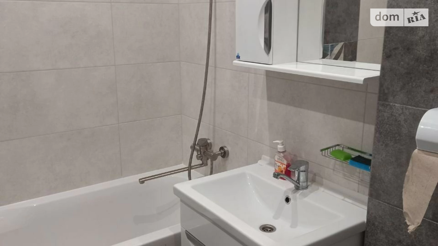 Сдается в аренду 1-комнатная квартира 44 кв. м в Ровно, ул. Степана Бандеры - фото 5