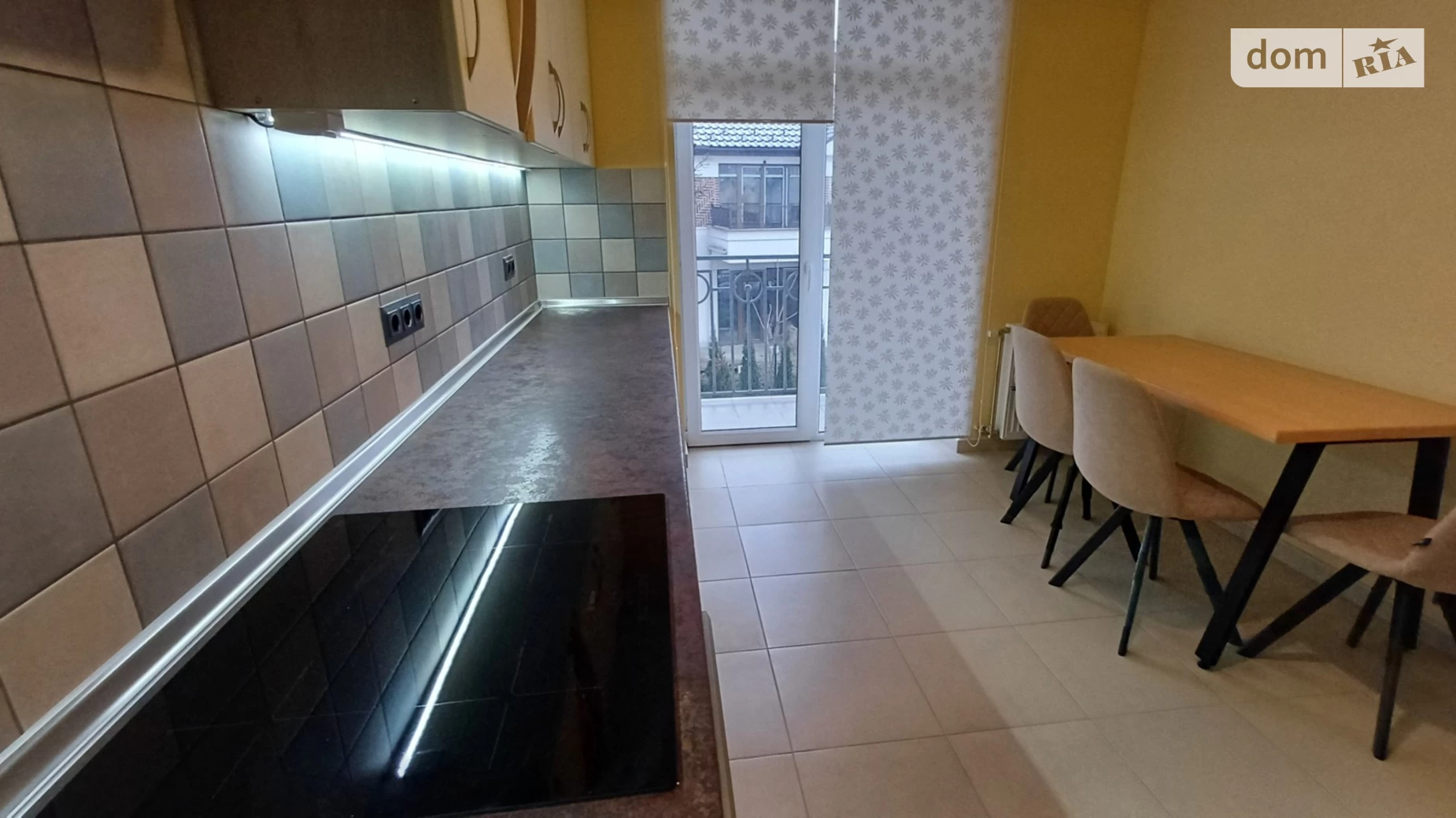 Продается 3-комнатная квартира 90 кв. м в Ужгороде, пл. Гренджи-Донского - фото 2