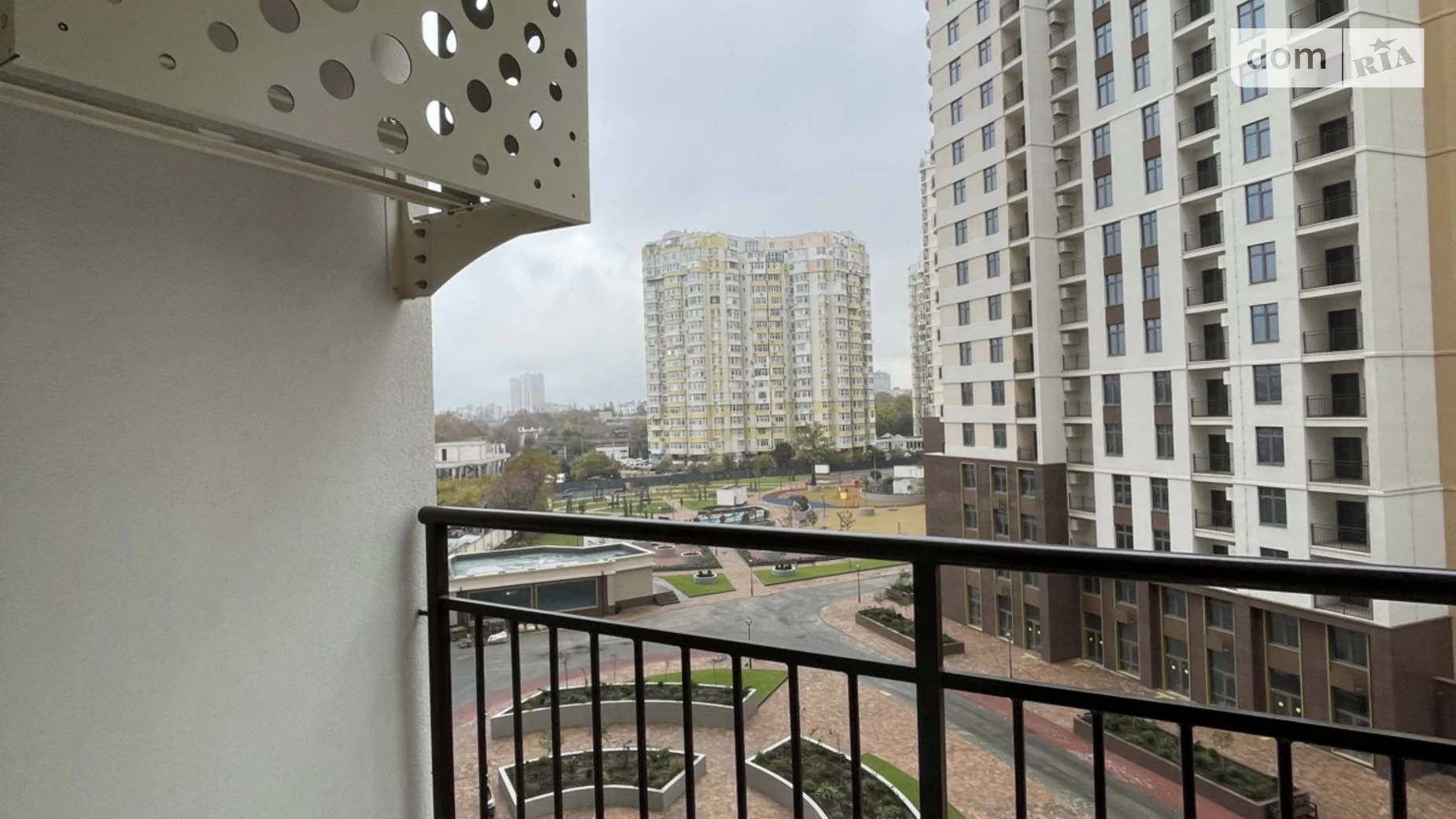 Продається 1-кімнатна квартира 42.12 кв. м у Одесі, вул. Краснова, 3 корпус 65 - фото 2