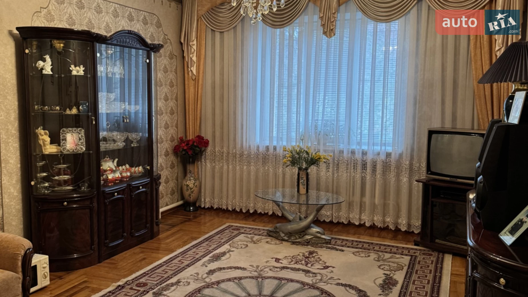 Продається будинок 3 поверховий 250 кв. м з подвалом, цена: 120000 $ - фото 3