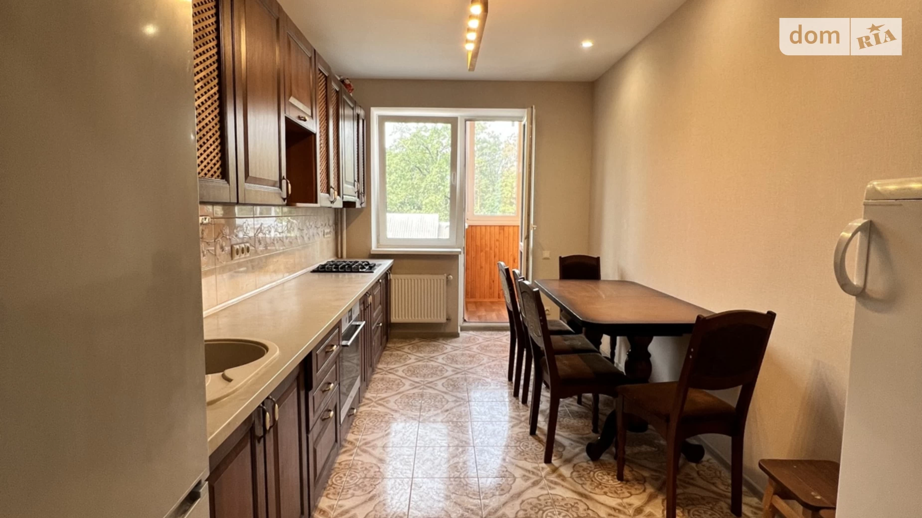 Продается 3-комнатная квартира 82.5 кв. м в Ирпене, ул. Давидчука, 42 - фото 3