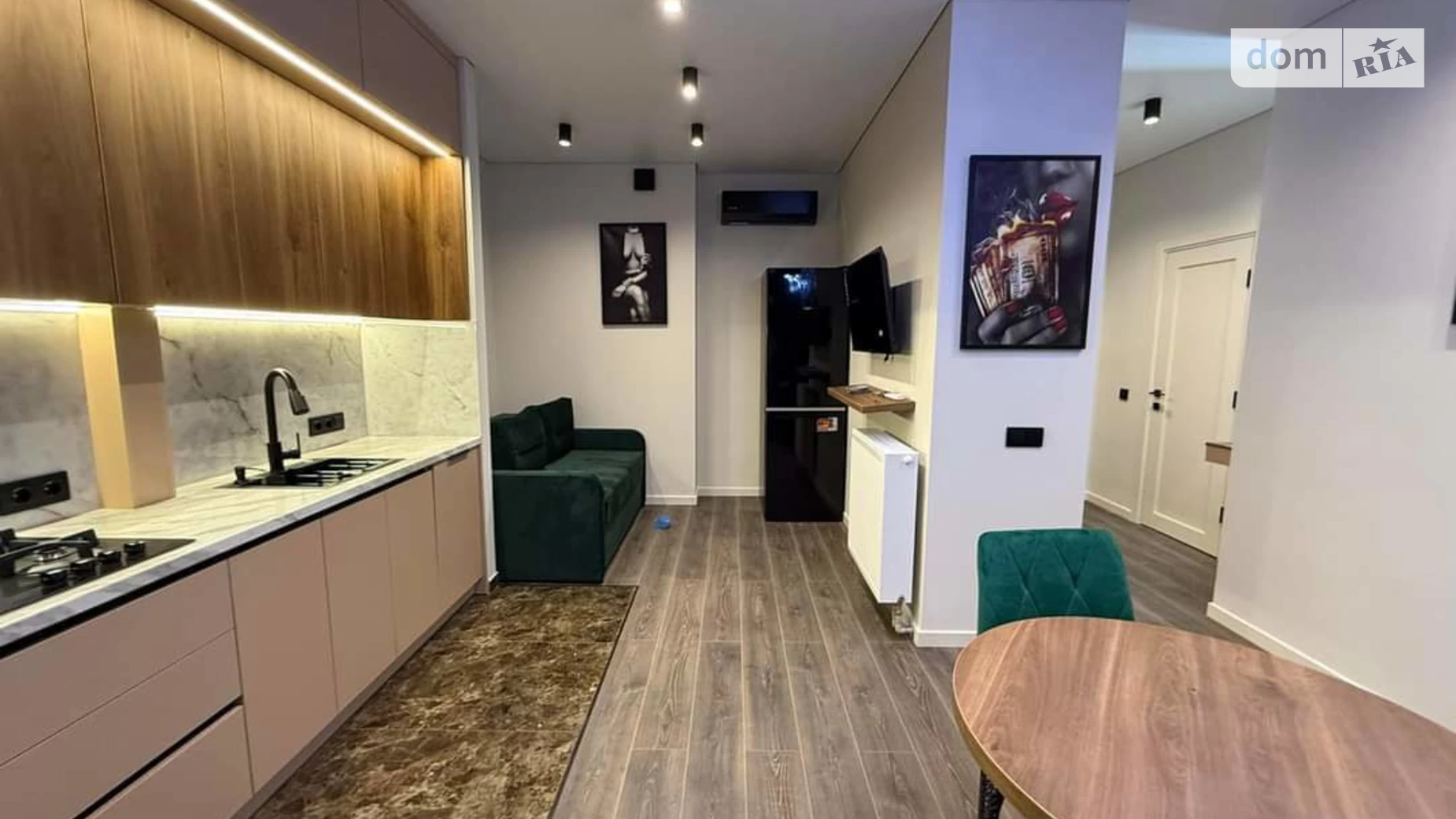 Продается 1-комнатная квартира 42.5 кв. м в Ужгороде, цена: 85000 $ - фото 2