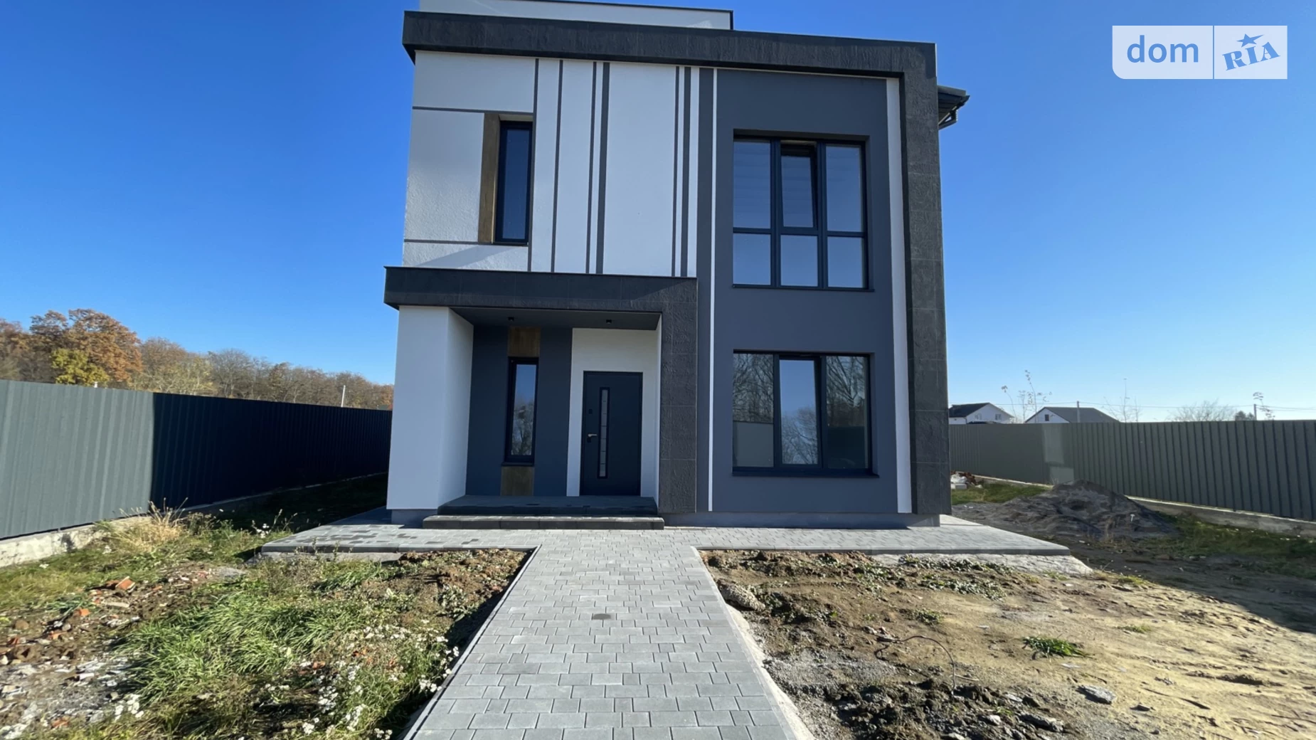 Продается дом на 2 этажа 130 кв. м с садом, цена: 135000 $ - фото 4