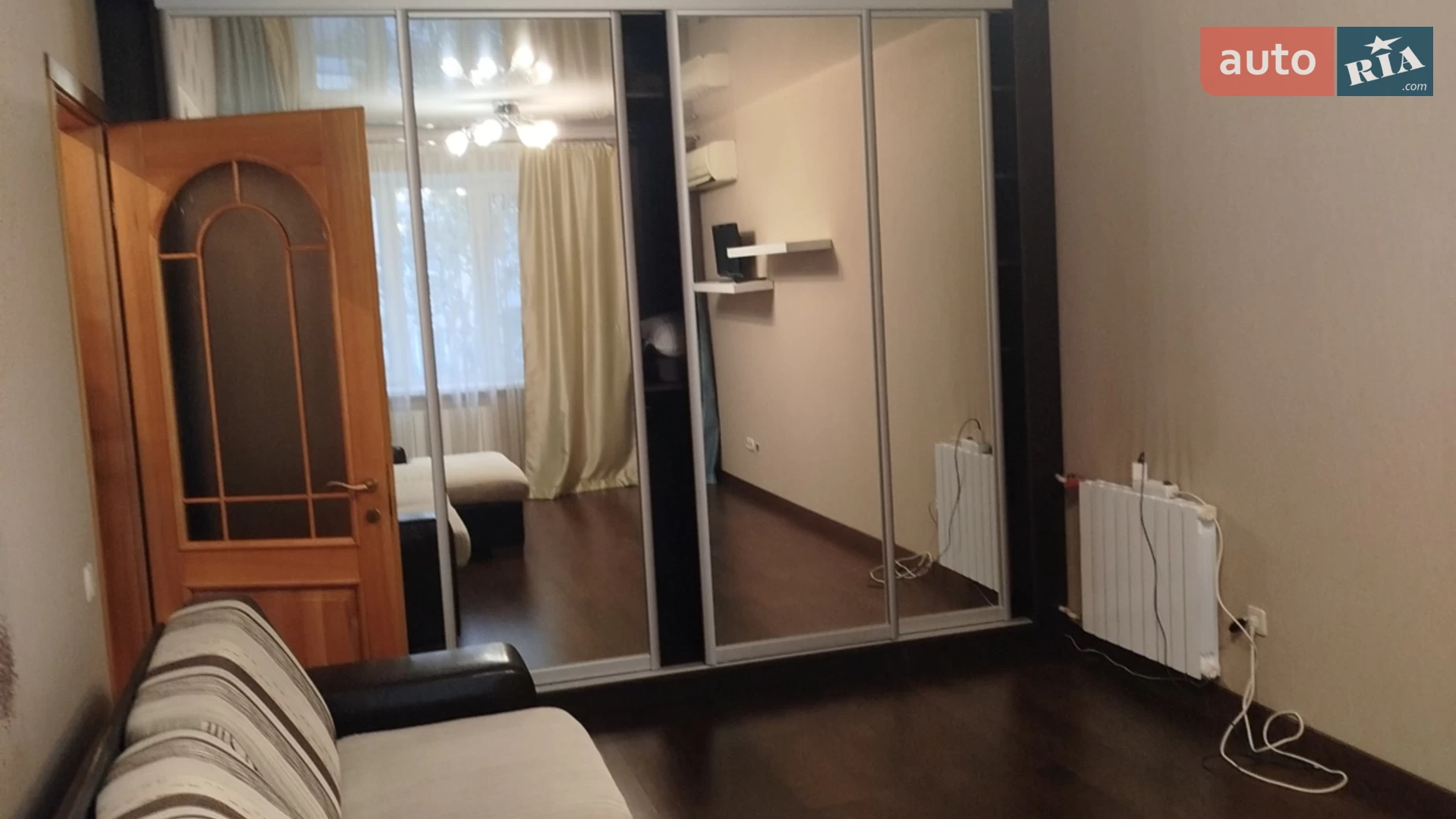 Продается 1-комнатная квартира 51 кв. м в Киеве, ул. Рыбальская, 8 - фото 2