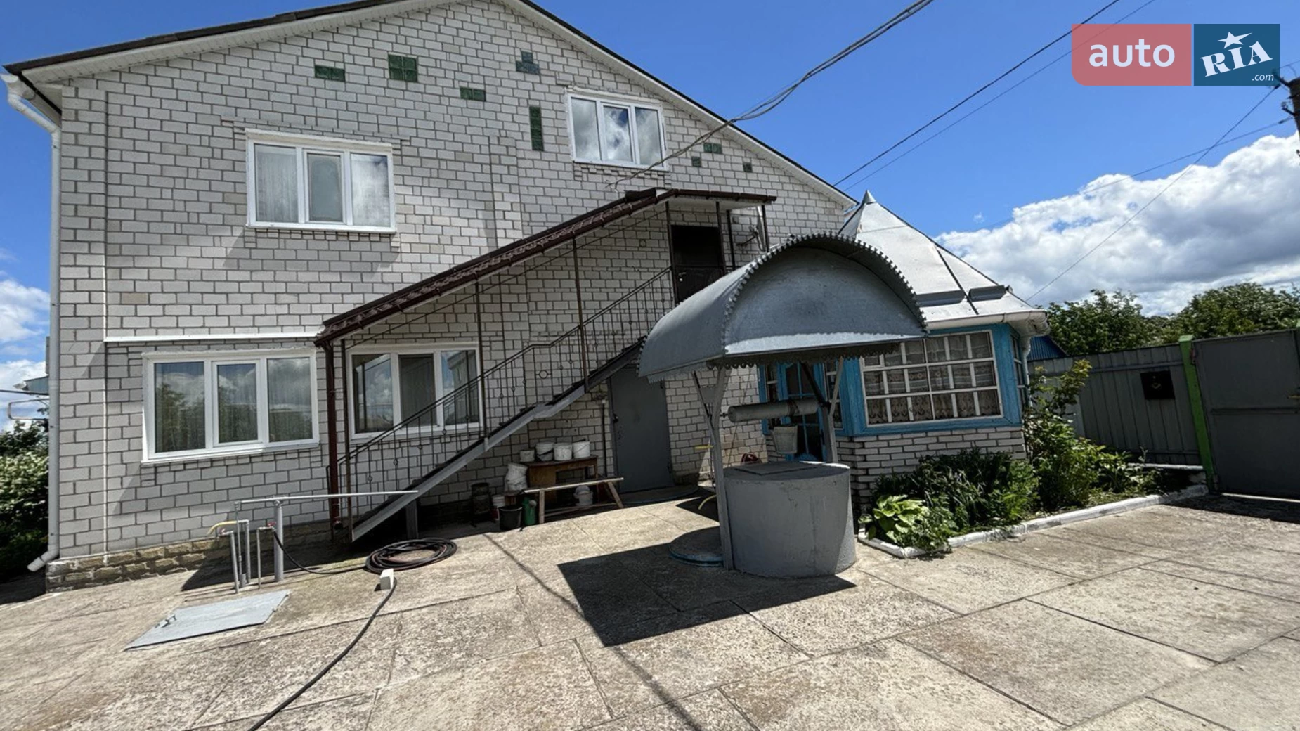 Продается дом на 2 этажа 207.7 кв. м с беседкой, цена: 85000 $ - фото 3