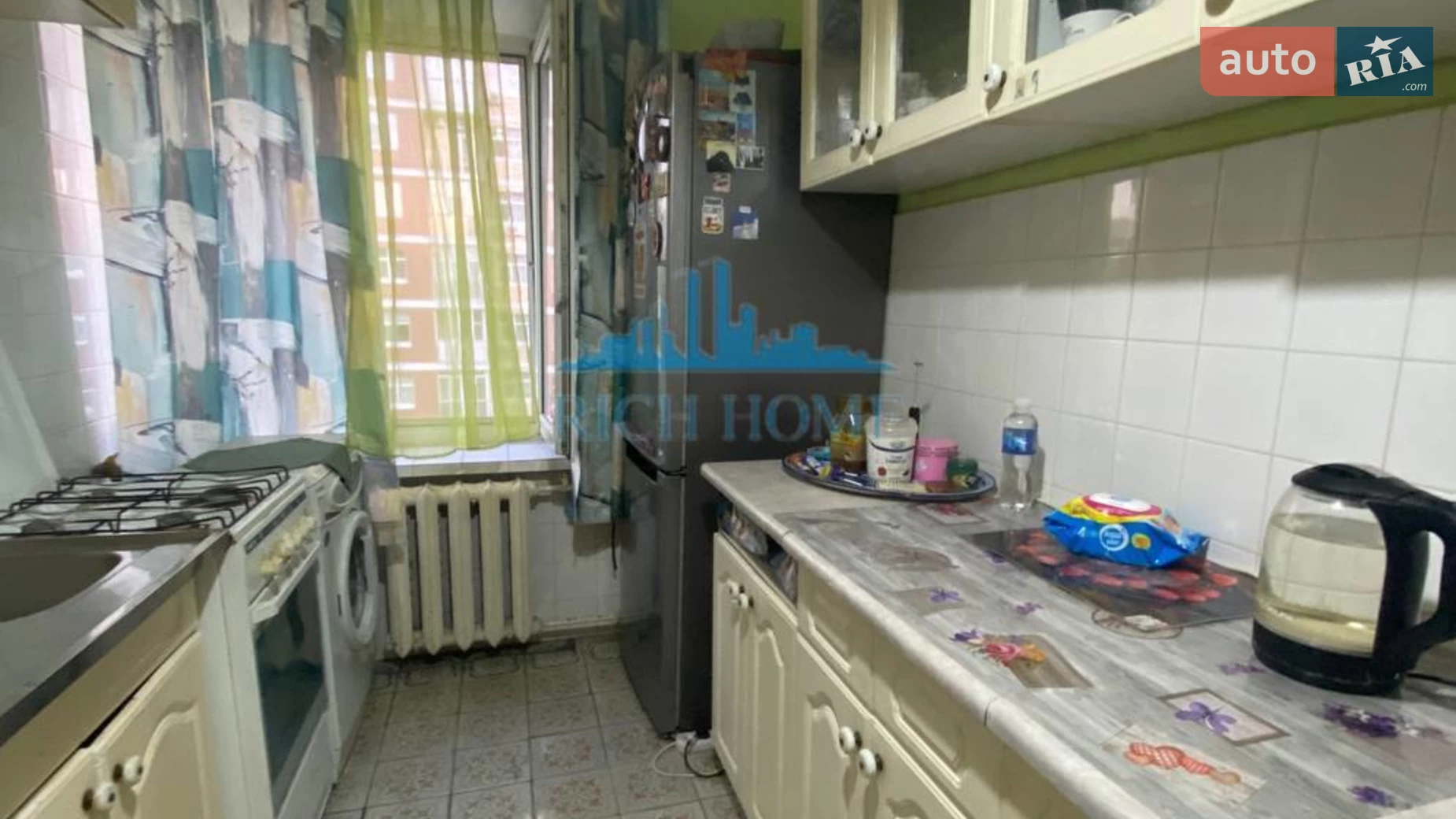 Продається 1-кімнатна квартира 46.3 кв. м у Києві, вул. Василя Тютюнника, 56 - фото 2