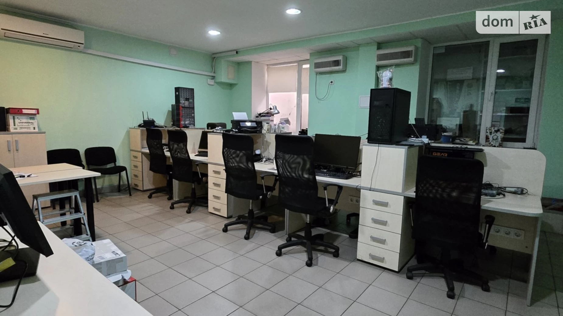 Сдается в аренду офис 160 кв. м в бизнес-центре, цена: 64000 грн - фото 3