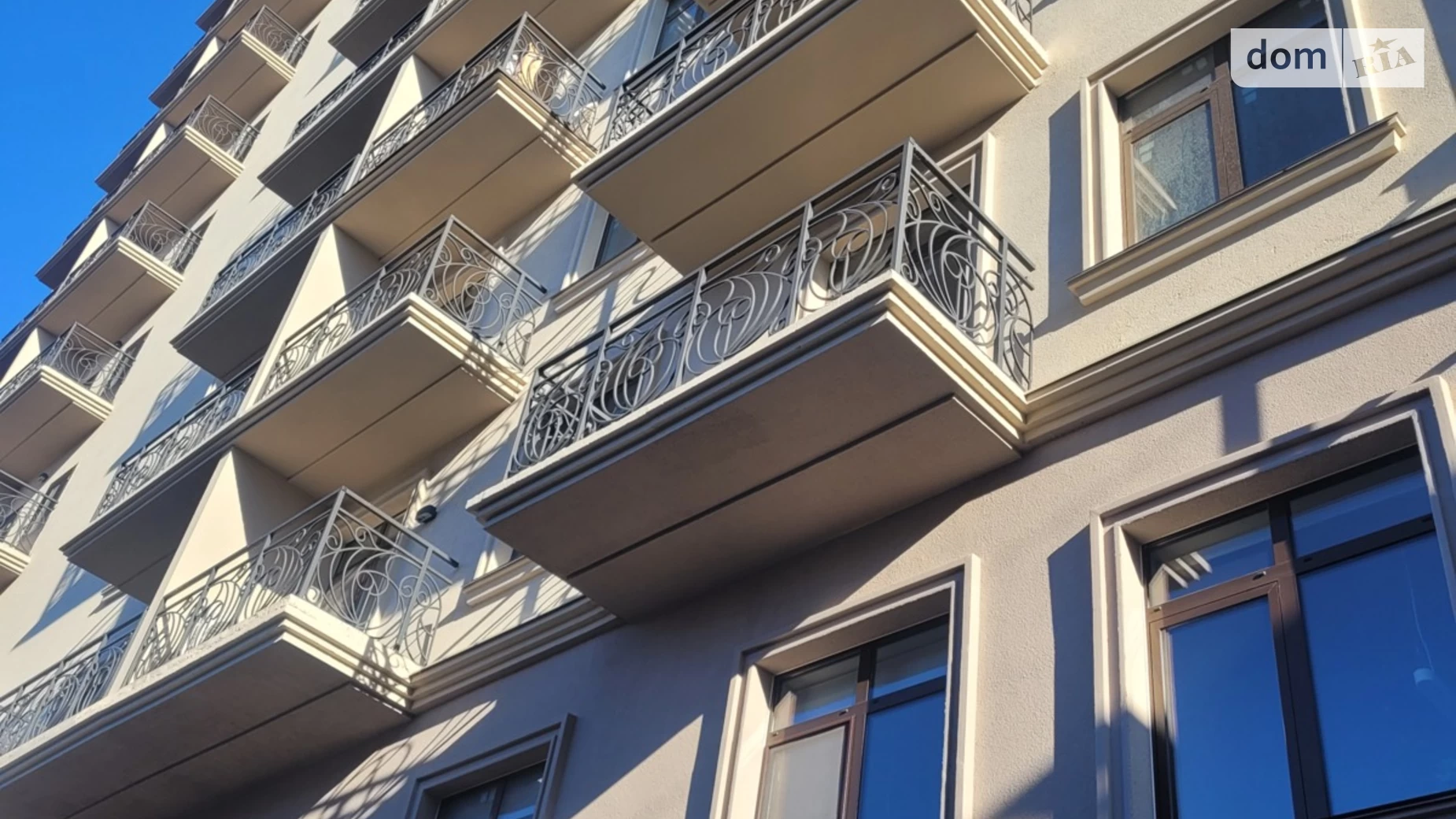 Продается 1-комнатная квартира 55.6 кв. м в Одессе, ул. Карантинная, 22 - фото 2