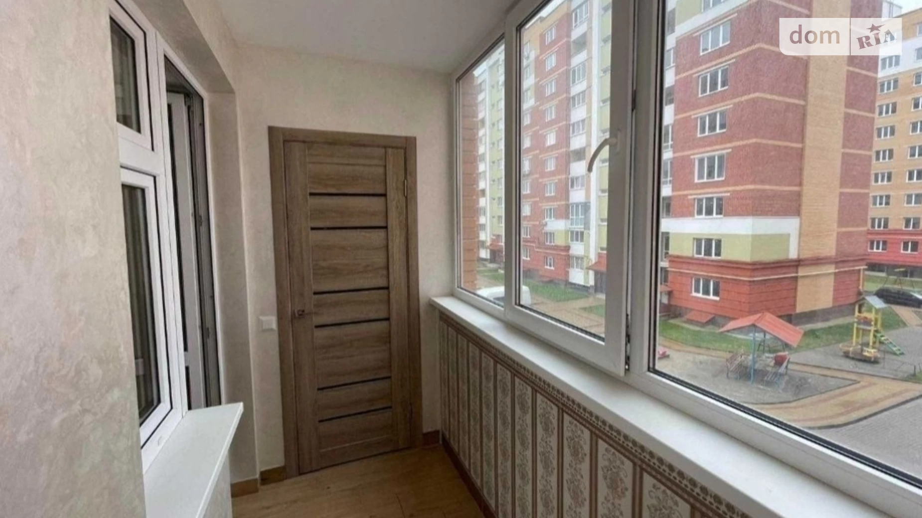 1-комнатная квартира 45 кв. м в Тернополе, ул. Троллейбусная, 4Б - фото 3