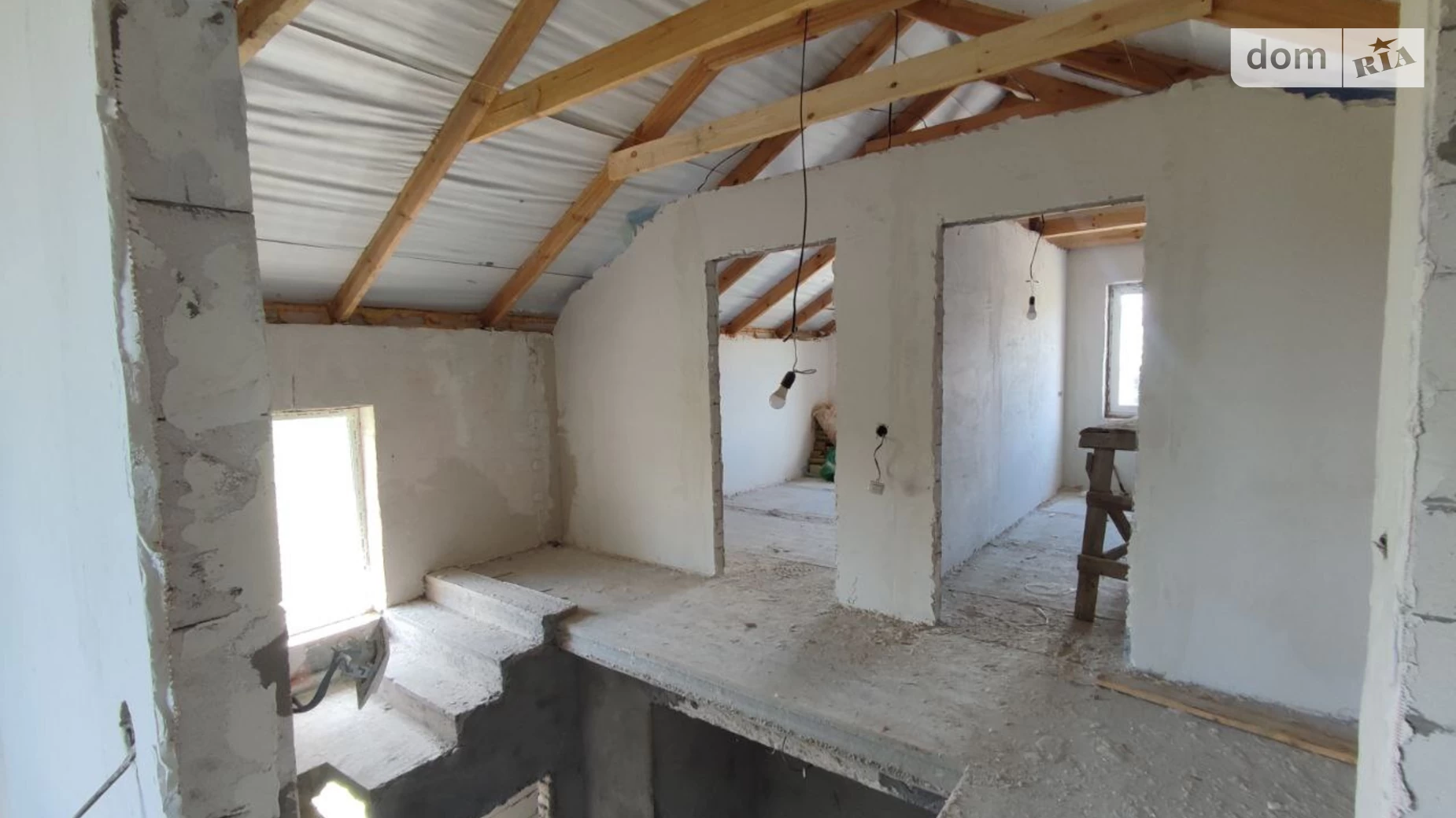 Продается дом на 2 этажа 116 кв. м с гаражом, цена: 72000 $ - фото 3