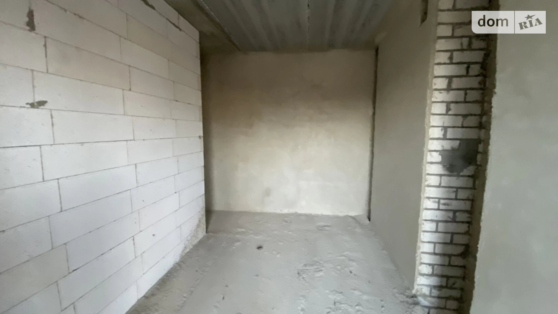Продается 1-комнатная квартира 38 кв. м в Гостомеле, ул. Соборная, 4Г - фото 2