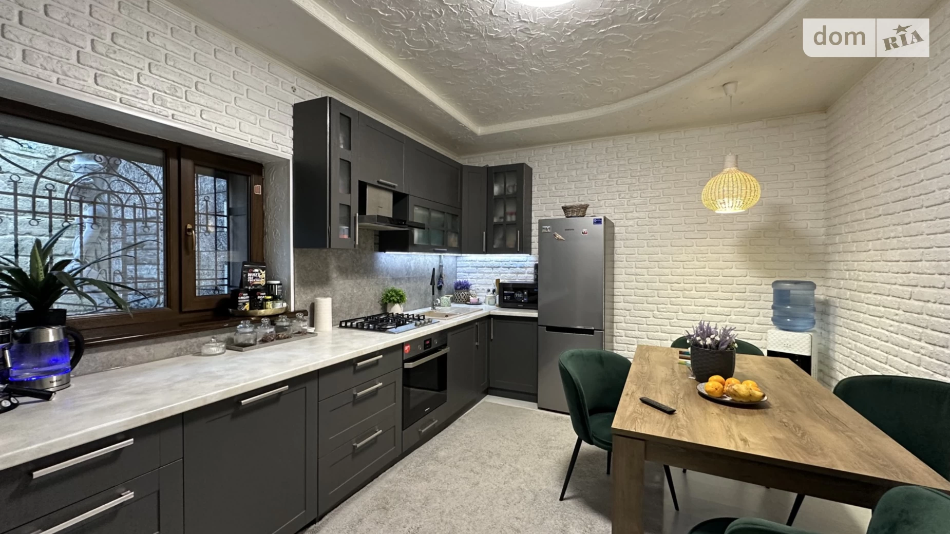 Продается дом на 2 этажа 180 кв. м с бассейном, цена: 165000 $ - фото 3