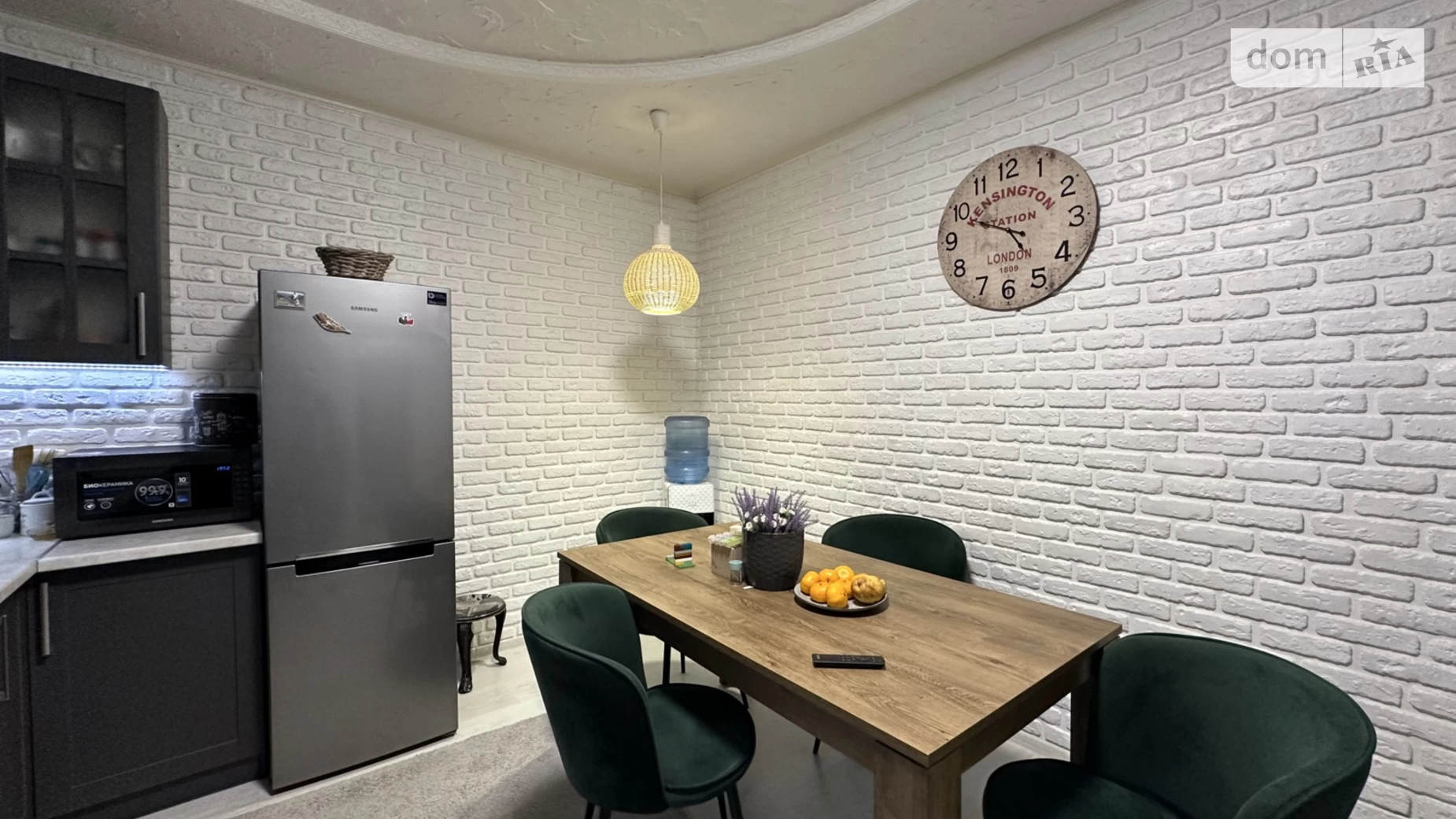 Продается дом на 2 этажа 180 кв. м с бассейном, цена: 165000 $ - фото 4
