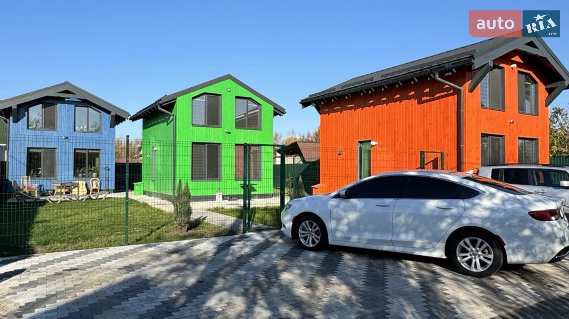 Сдается в аренду дом на 2 этажа 52 кв. м с гаражом, цена: 950 $ - фото 2