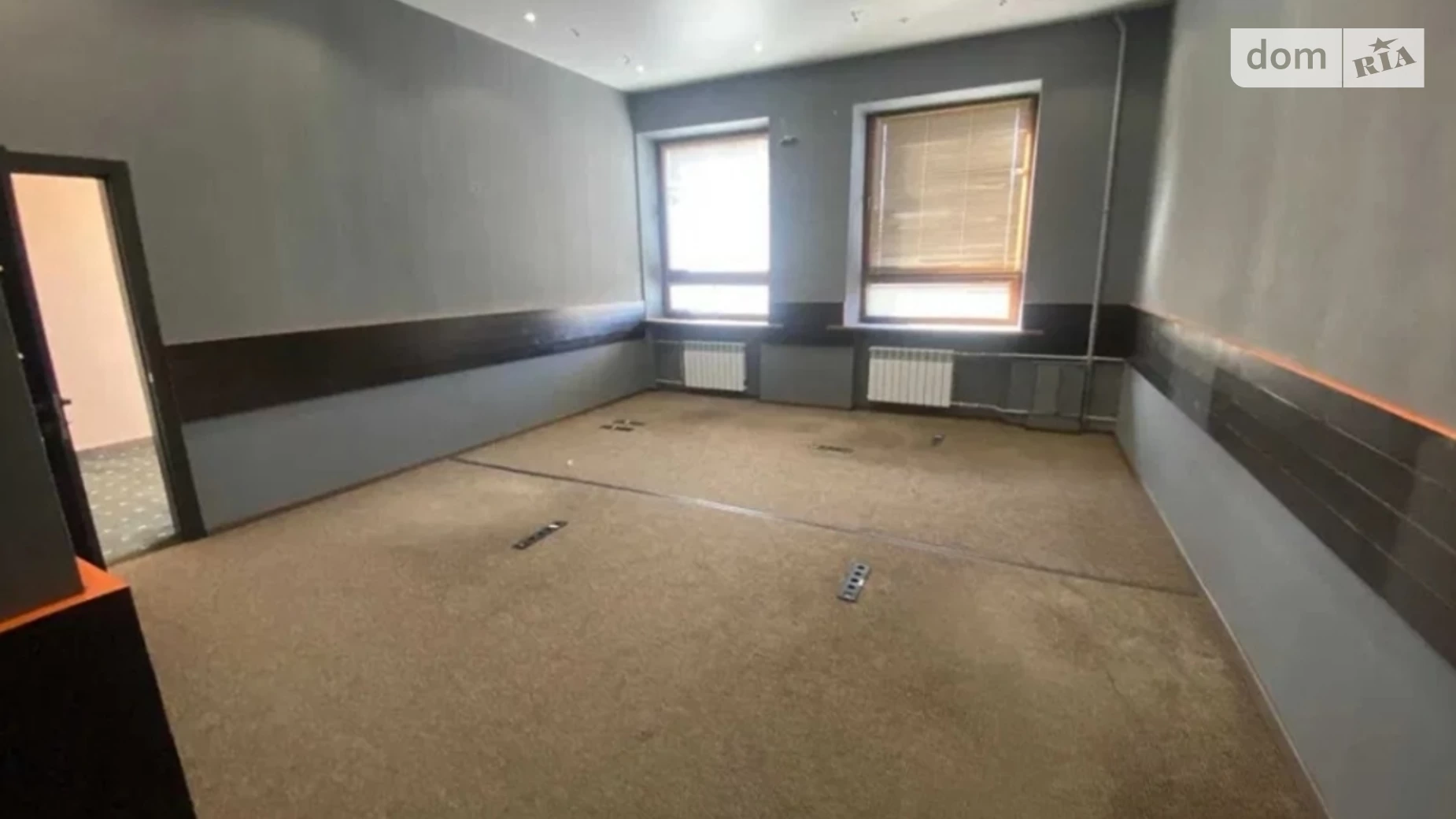 Сдается в аренду офис 46 кв. м в бизнес-центре, цена: 18400 грн - фото 2