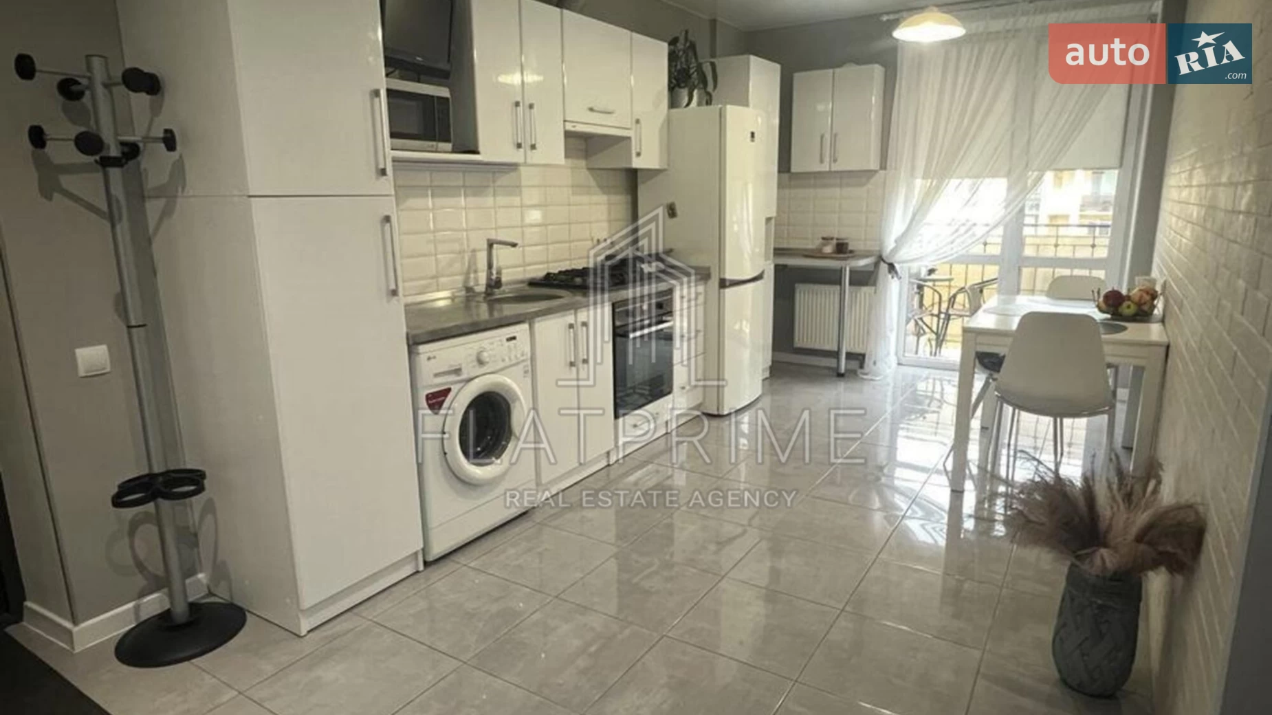 Продается 2-комнатная квартира 58 кв. м в Чайках, ул. Печёрская, 24 - фото 2
