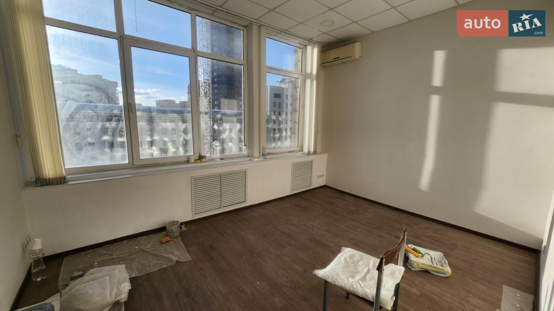 Сдается в аренду офис 137 кв. м в бизнес-центре, цена: 68500 грн - фото 2